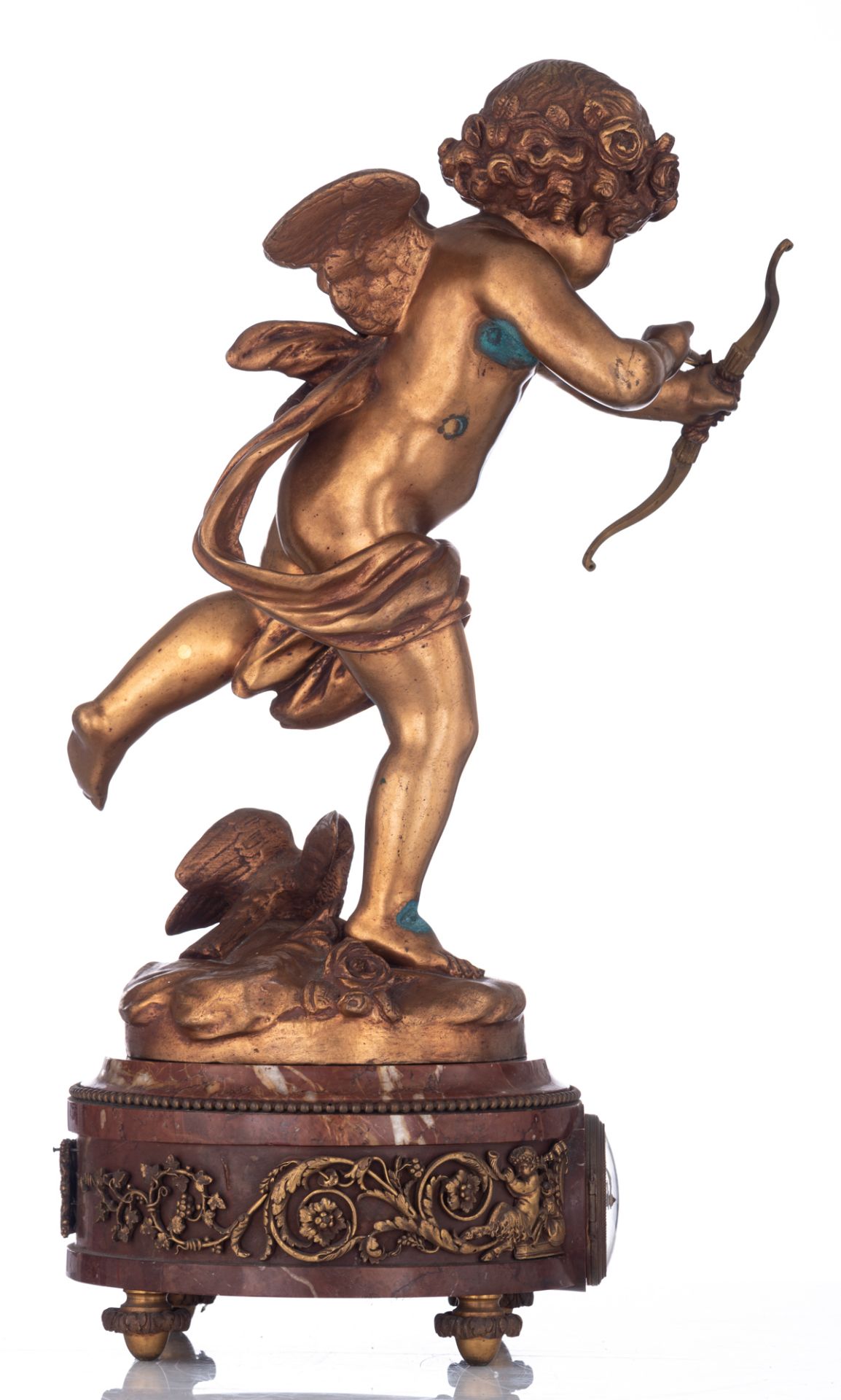 A rouge royal mantle clock, with on top a gilt bronze cupid firing an arrow, signed Houdon, the base - Bild 4 aus 13