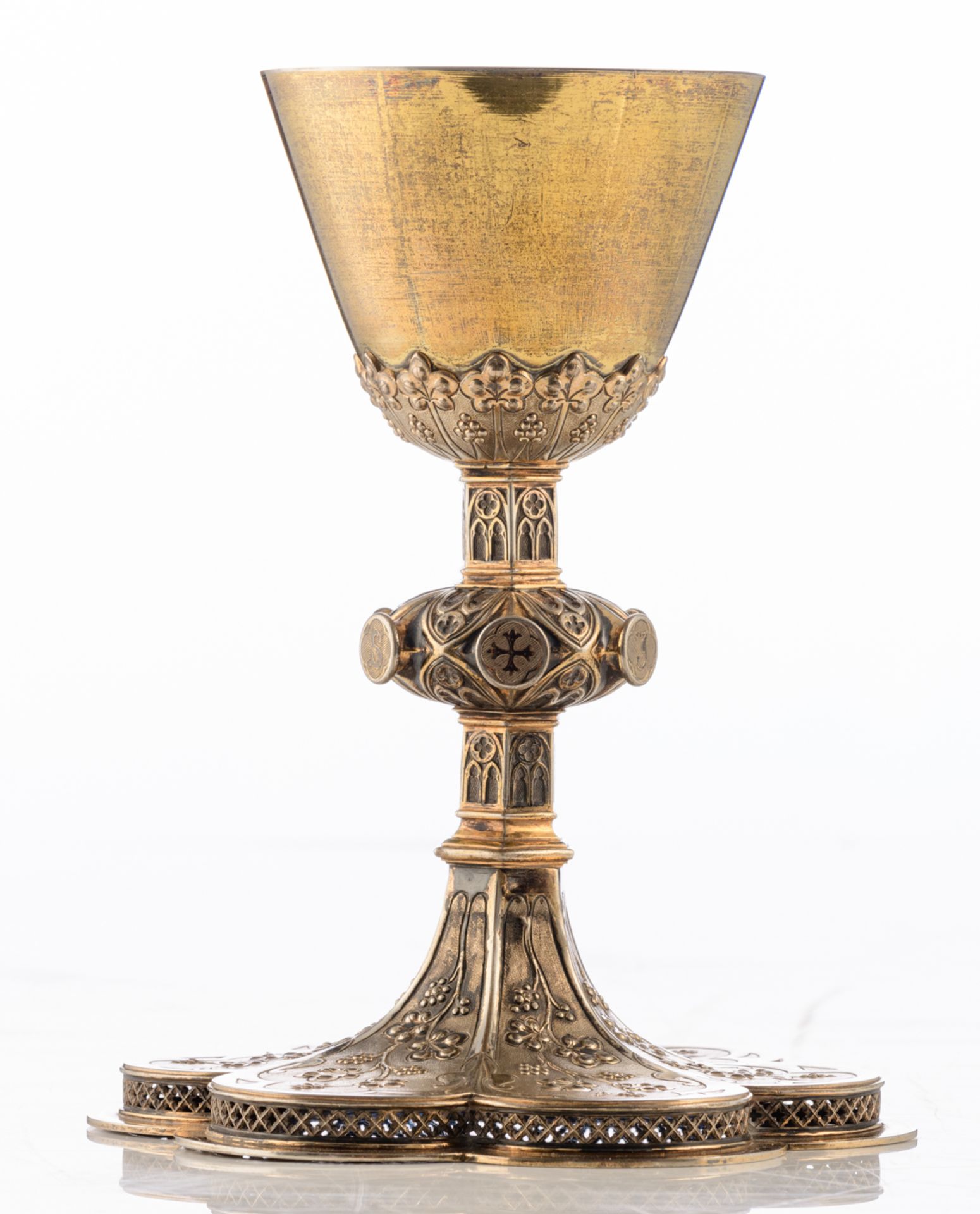 A (most probably Belgian) silver Gothic Revival chalice, the first quarter of the 20thC, non-hallmar - Bild 2 aus 9