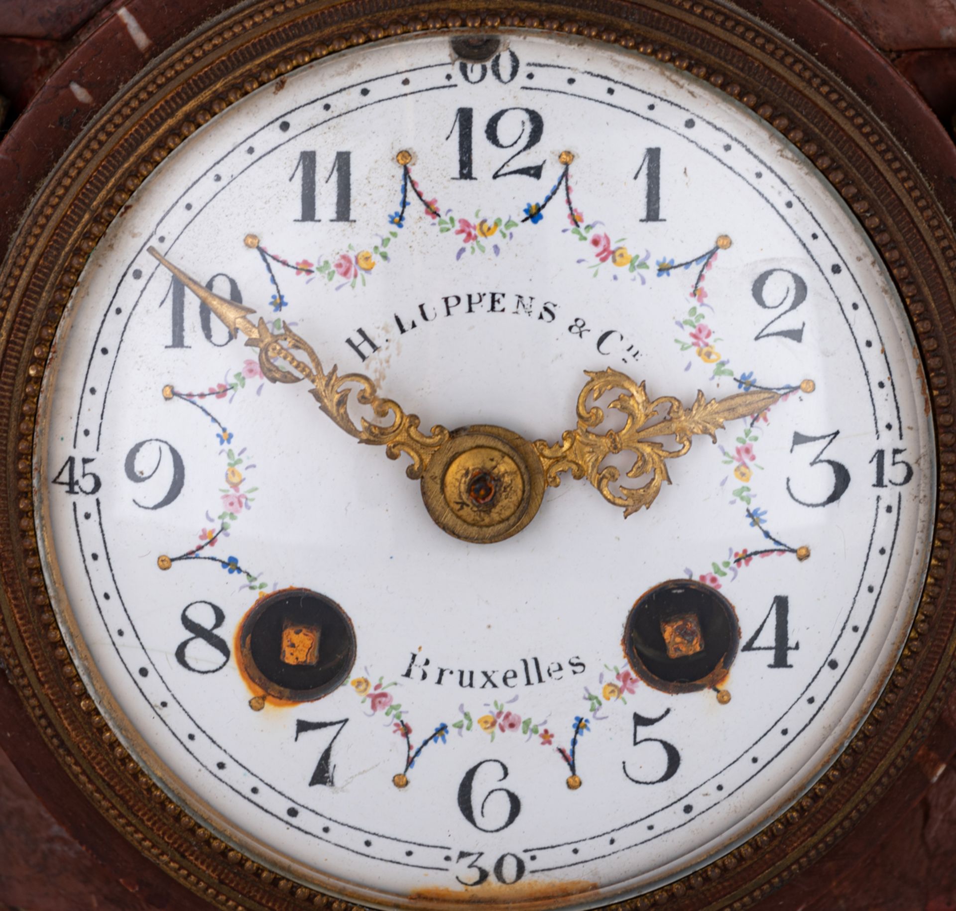 A rouge royal mantle clock, with on top a gilt bronze cupid firing an arrow, signed Houdon, the base - Image 7 of 13