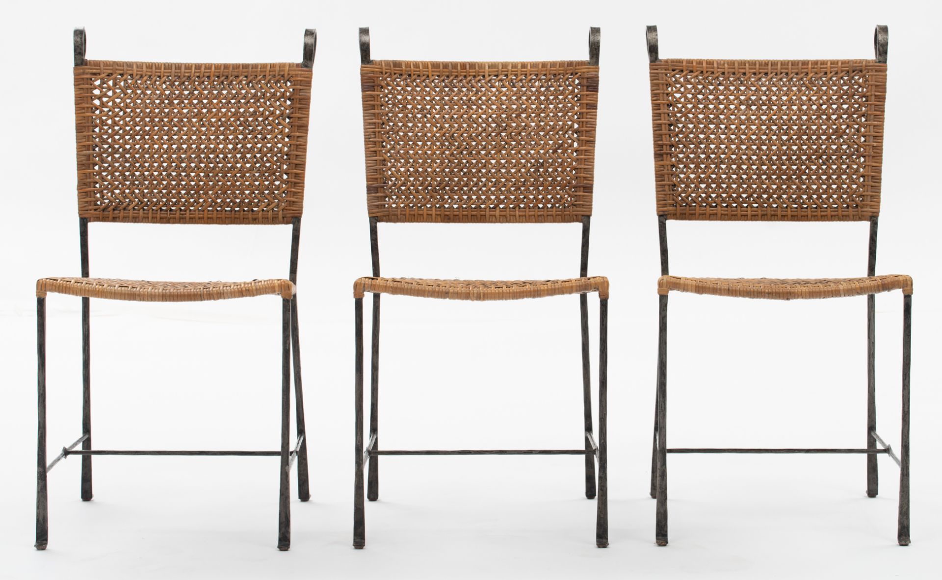 A set of six chairs by Ched Berenguer-Topacio, cast iron and rattan, H 91 - W 46 - D 55 cm - Bild 3 aus 22