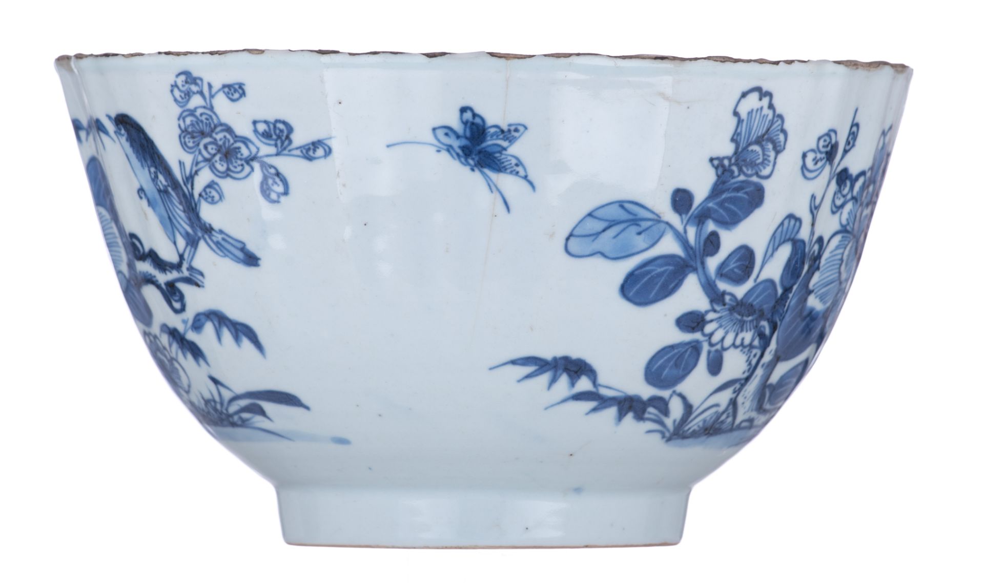 A Chinese blue and white lobed bowl, the front and reverse decorated with a bird and peony branches, - Image 3 of 7