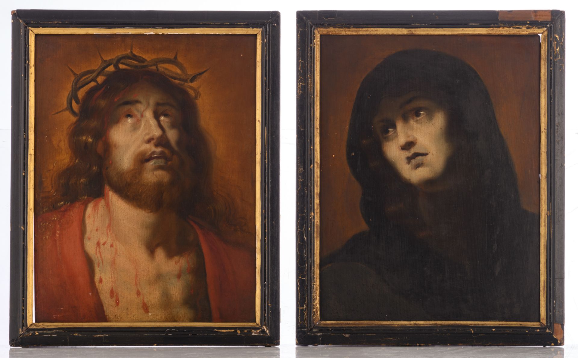 No visible signature, two paintings: 'Mater Dolorosa' - 'Ecce Homo', oil on an oak panel, Flemish, 1 - Image 2 of 3