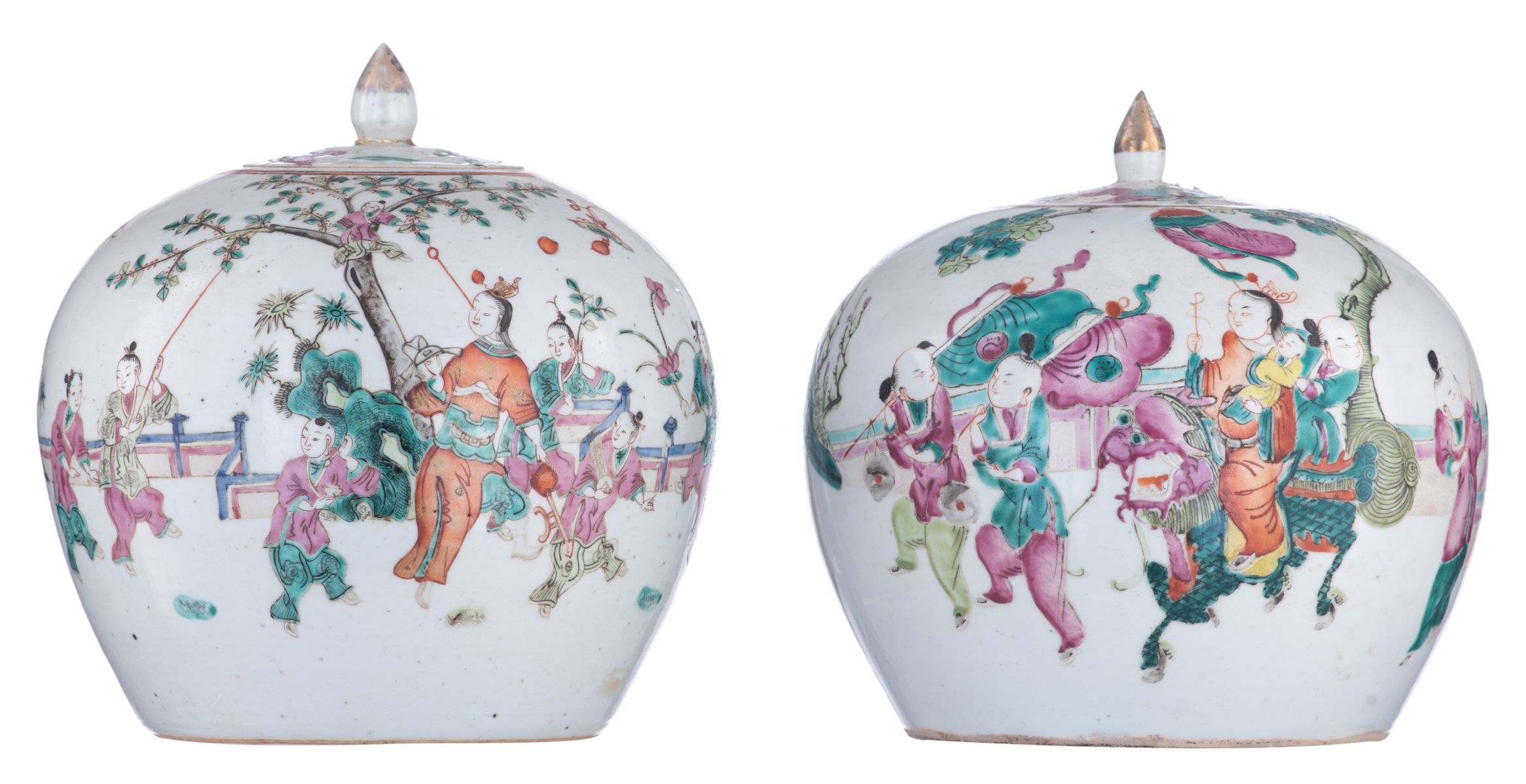 A pair of Chinese famille rose ginger jars, decorated with playing boys in a garden, 19thC, H 23,5 c