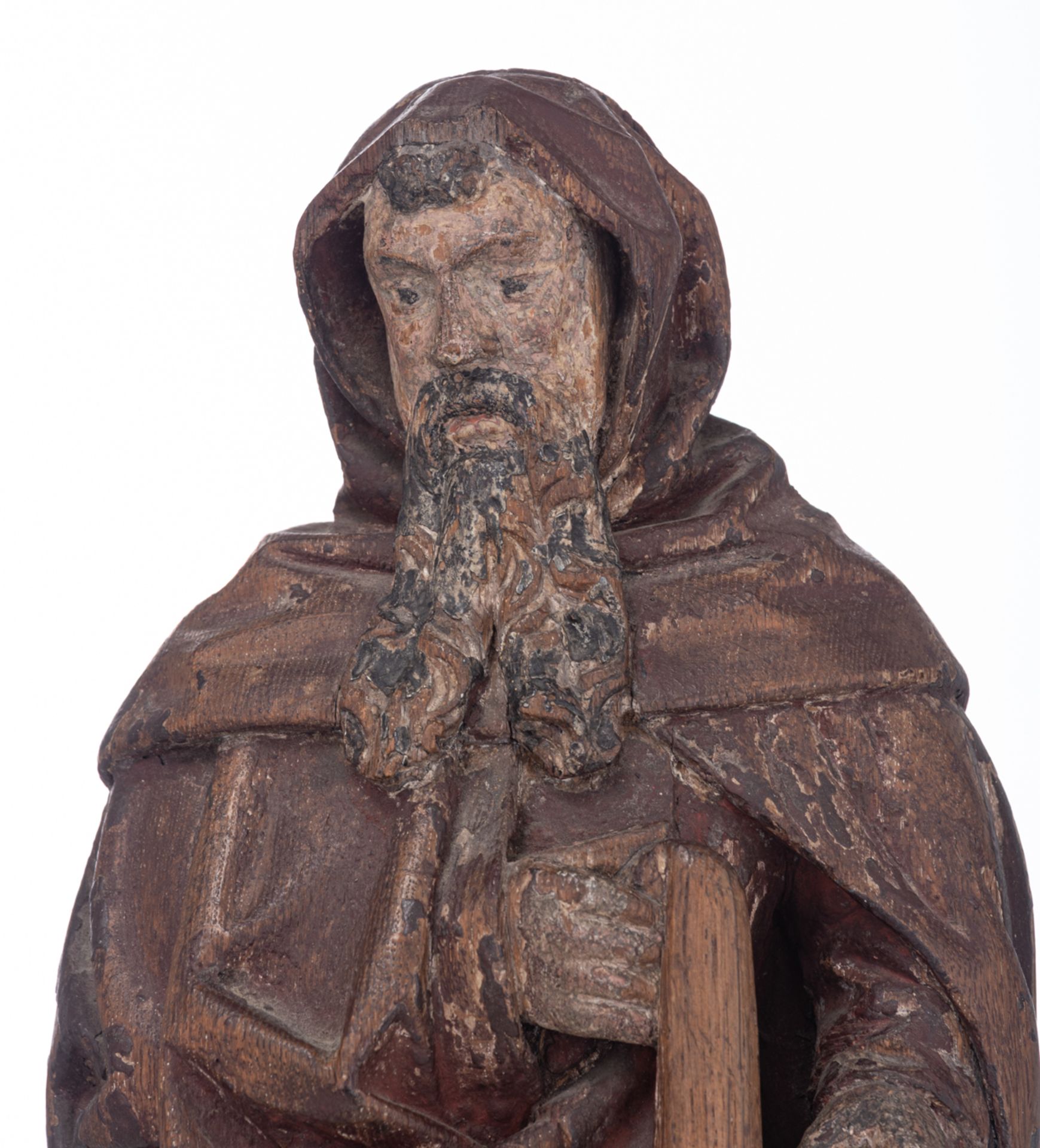 Saint Anthony Abbott, a 17htC oak sculpture with traces of polychrome paint, Southern Netherlands, H - Bild 6 aus 6