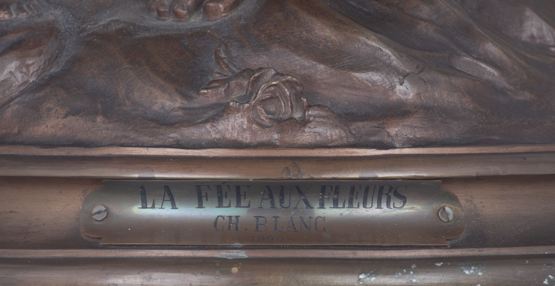 Blanc Ch., 'La fée aux fleurs', dated 1896, patinated bronze, H 68 cm - Bild 6 aus 7