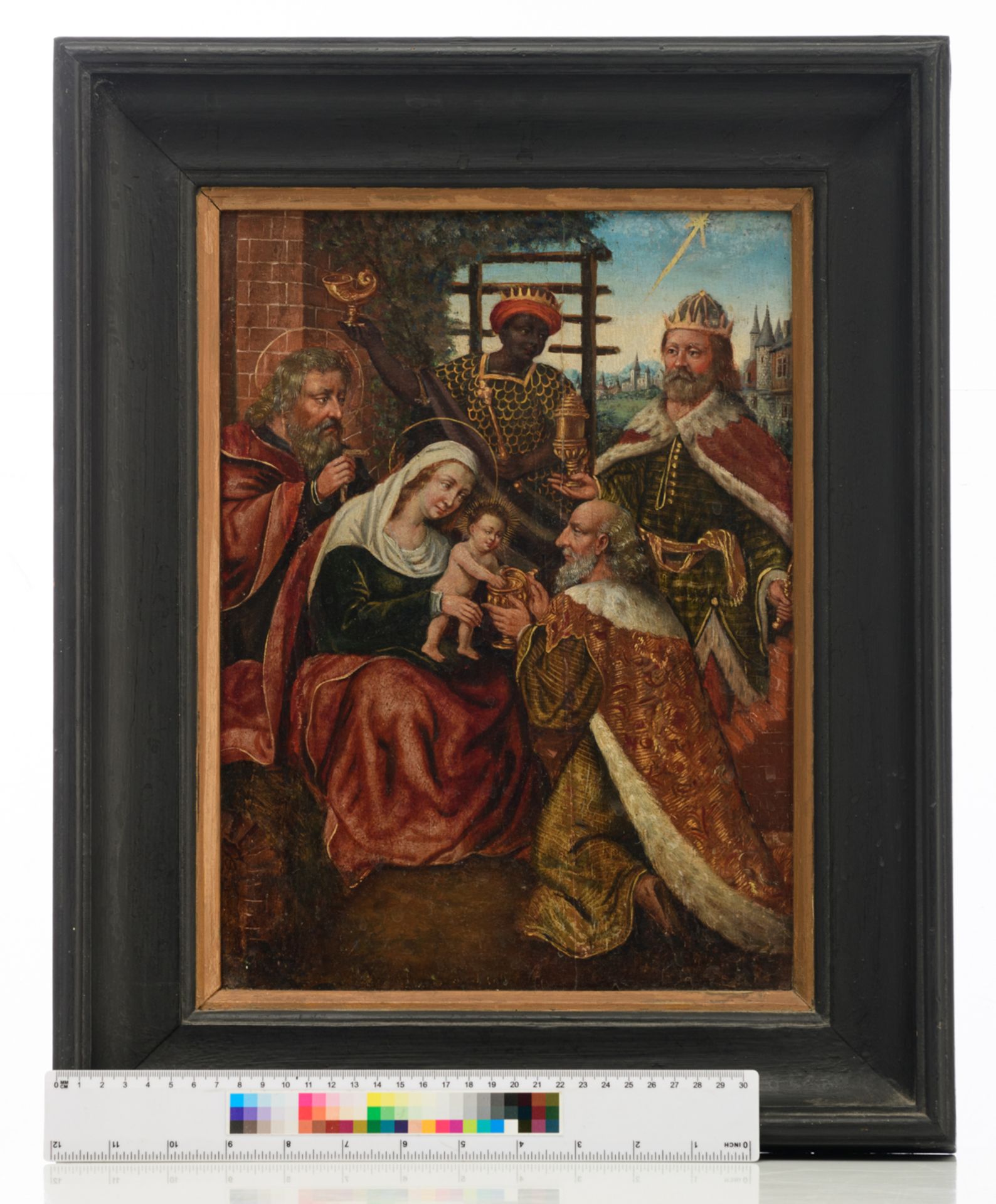 No visible signature, the Adoration of the Magi, the Southern Netherlands, late 16thC, oil on panel, - Bild 6 aus 6