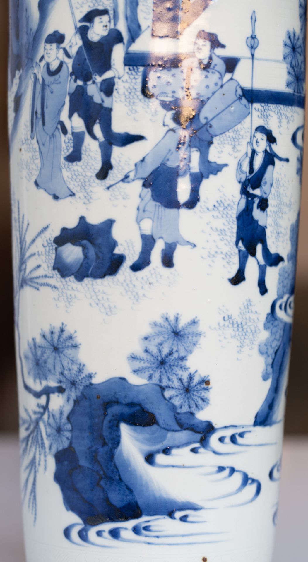 A Chinese Transitional period blue and white cylindrical vase with incised details, decorated with a - Image 13 of 22