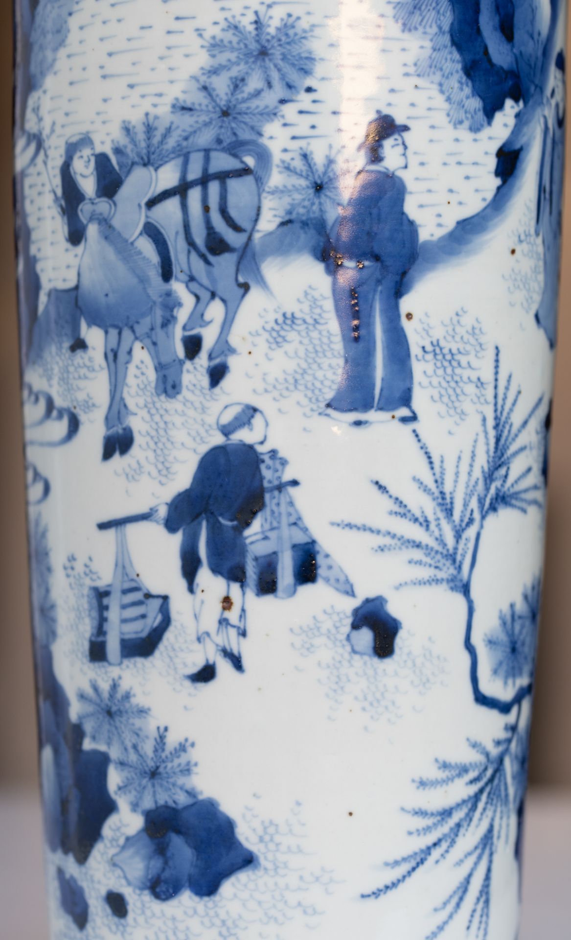 A Chinese Transitional period blue and white cylindrical vase with incised details, decorated with a - Image 11 of 22