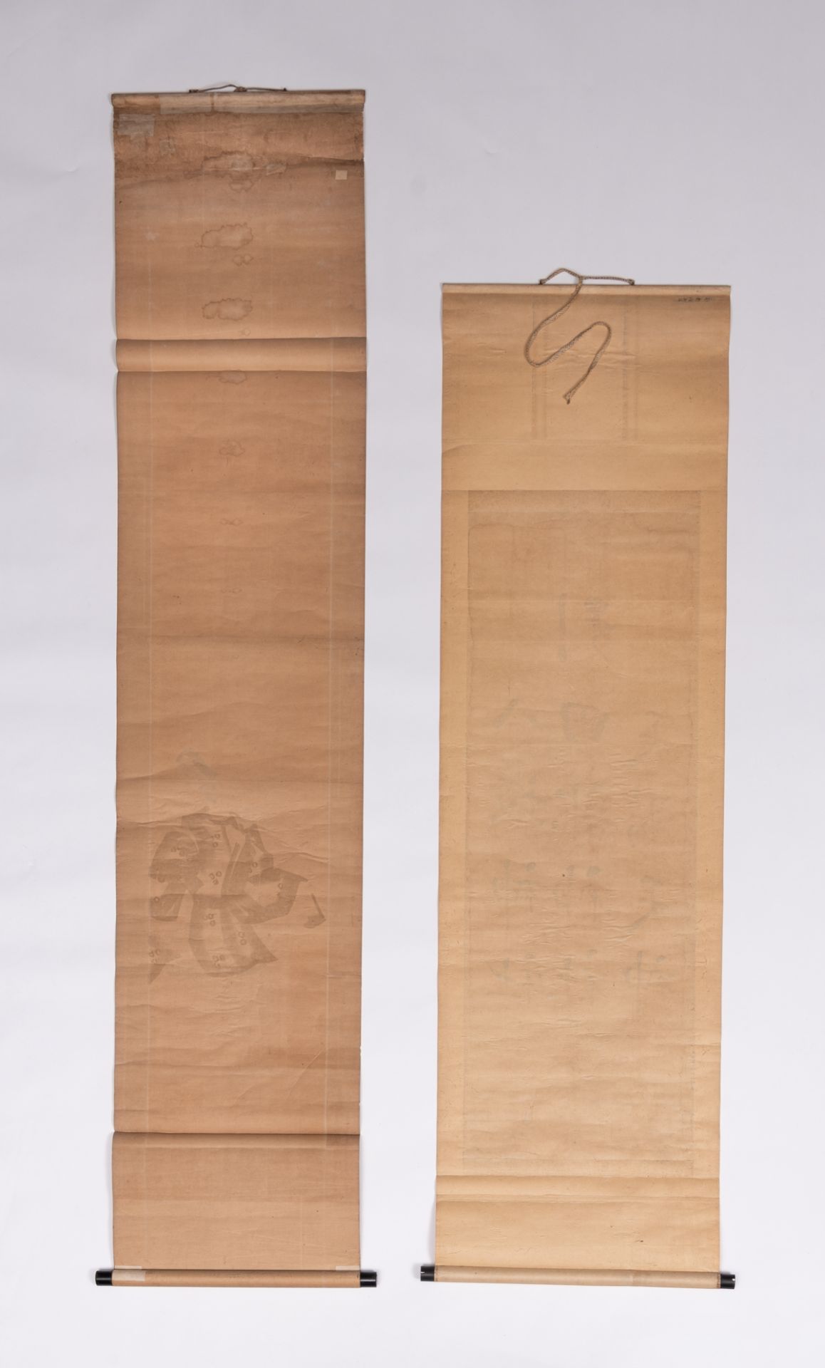 Kitagawa Utamaro, a Japanese Edo-period ukiyo-e print depicting two beauties, (hoso-ban) 14,5 x 29,5 - Image 4 of 12