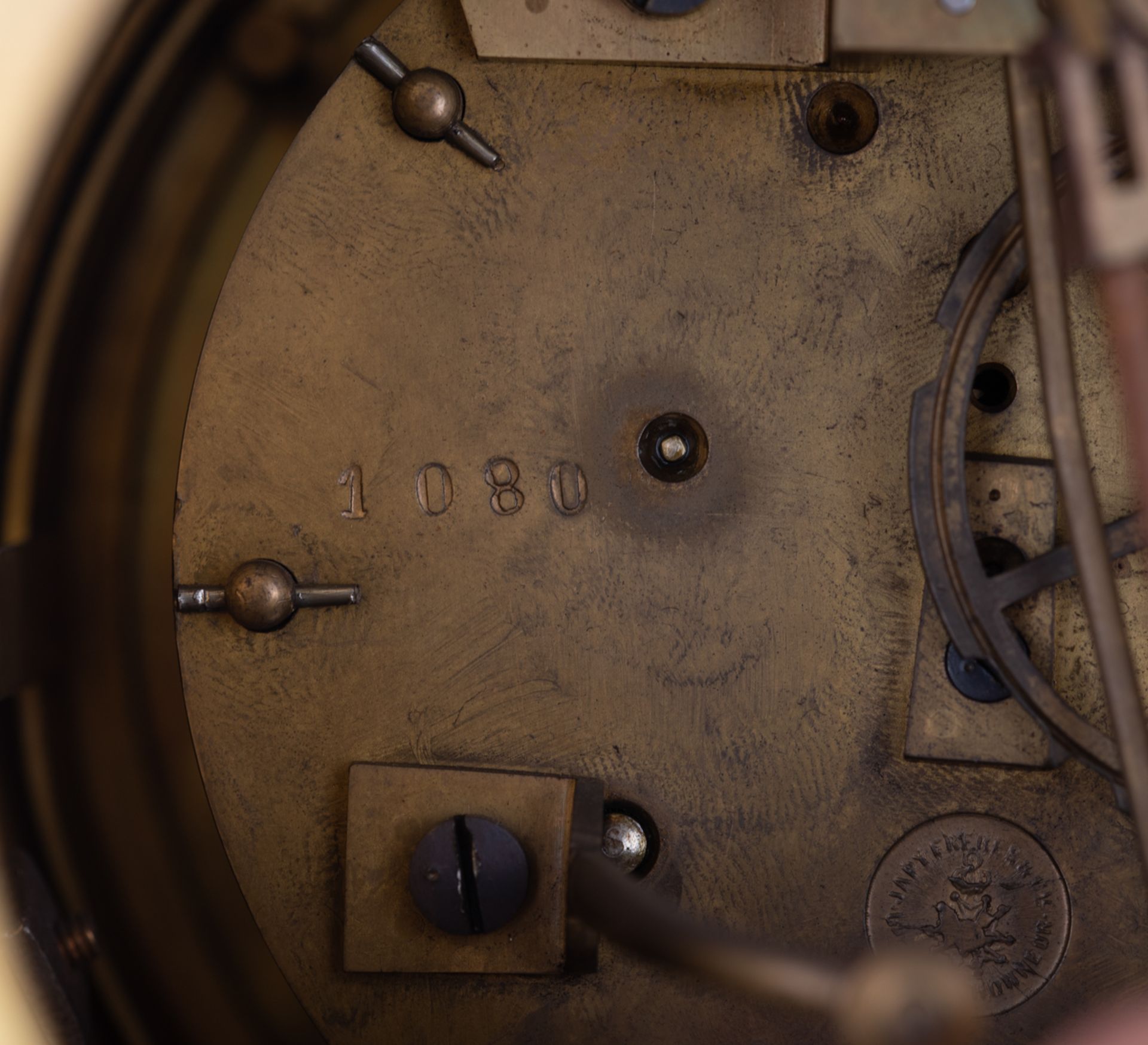 A fine gilt bronze and Carrara marble Neoclassical three-piece clock garniture, the inside mechanism - Image 8 of 9