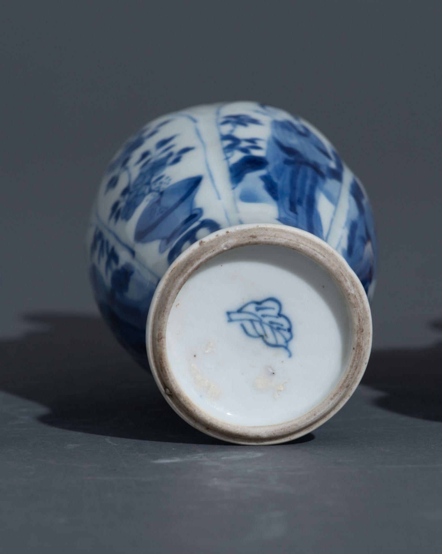 Four Chinese blue and white Kangxi period 'Long Elisa' miniature vases and three ditto floral decora - Image 10 of 17