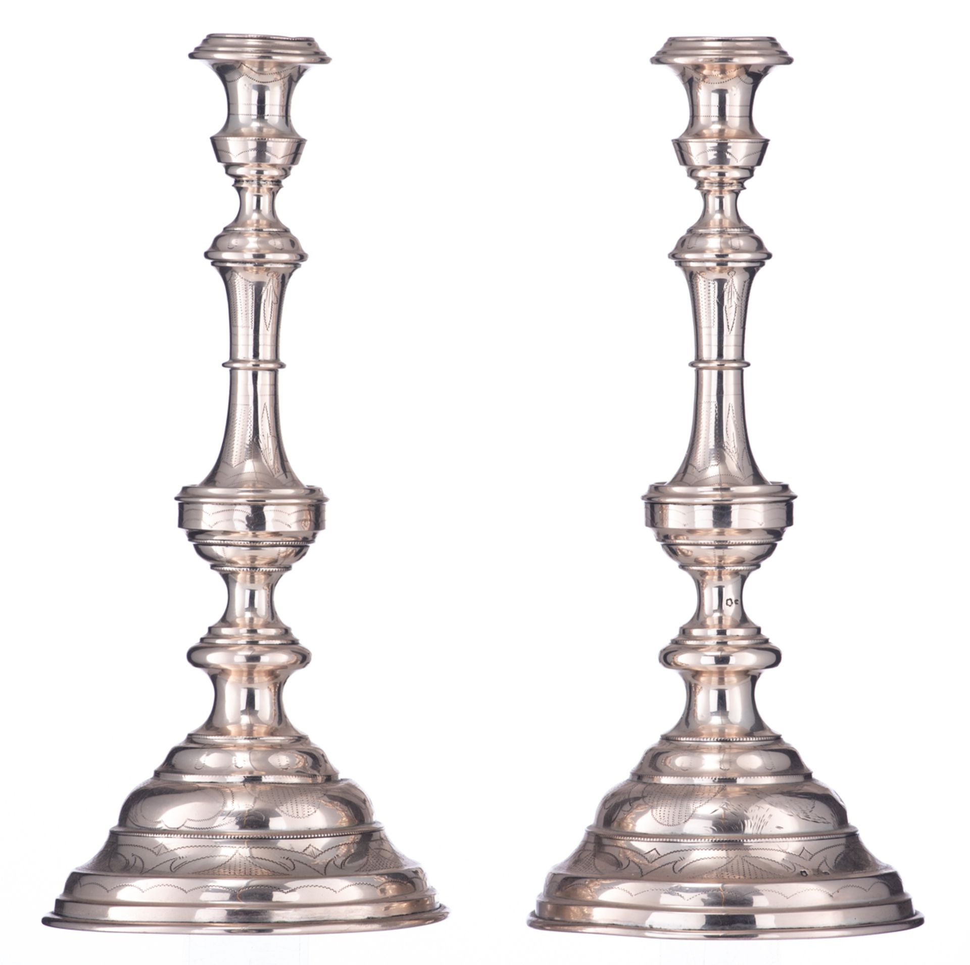 A pair of late 19th / early 20thC. Austro-Hungarian - Vienna 800/000 silver candlesticks, the body e - Image 2 of 9