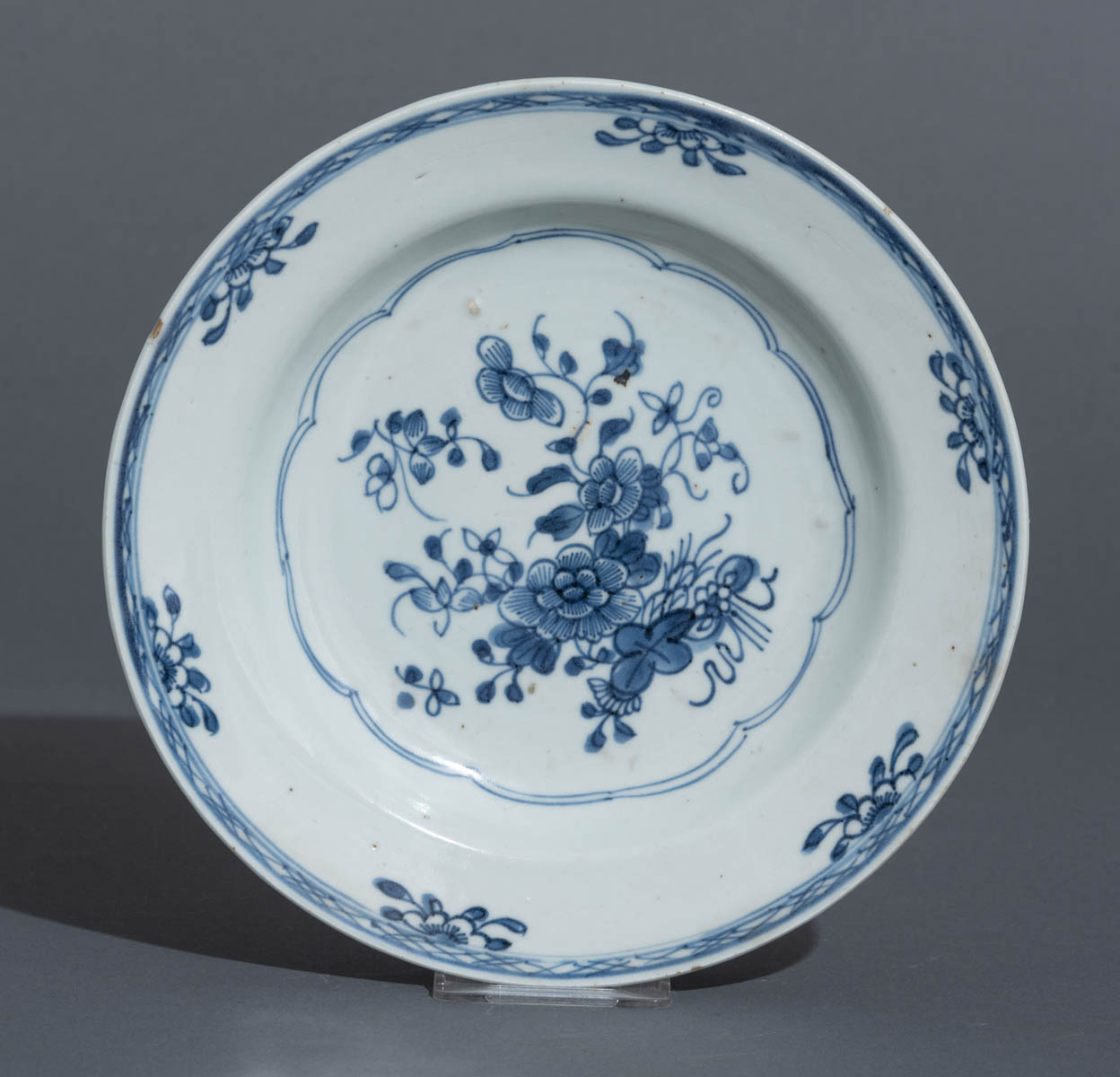 Two Chinese famille rose export porcelain dishes - Image 18 of 44