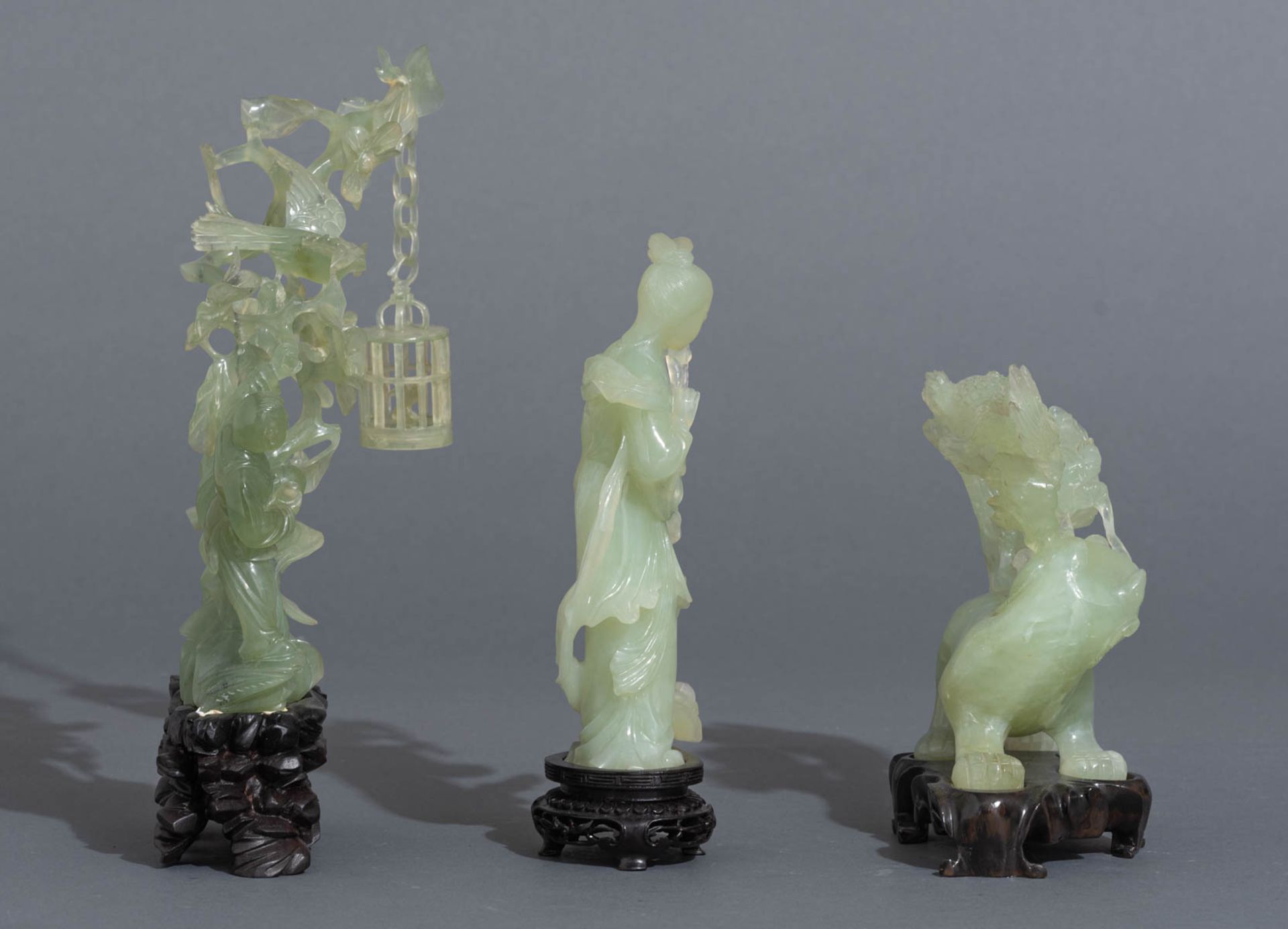 A collection of ten Chinese jade - Bild 9 aus 17