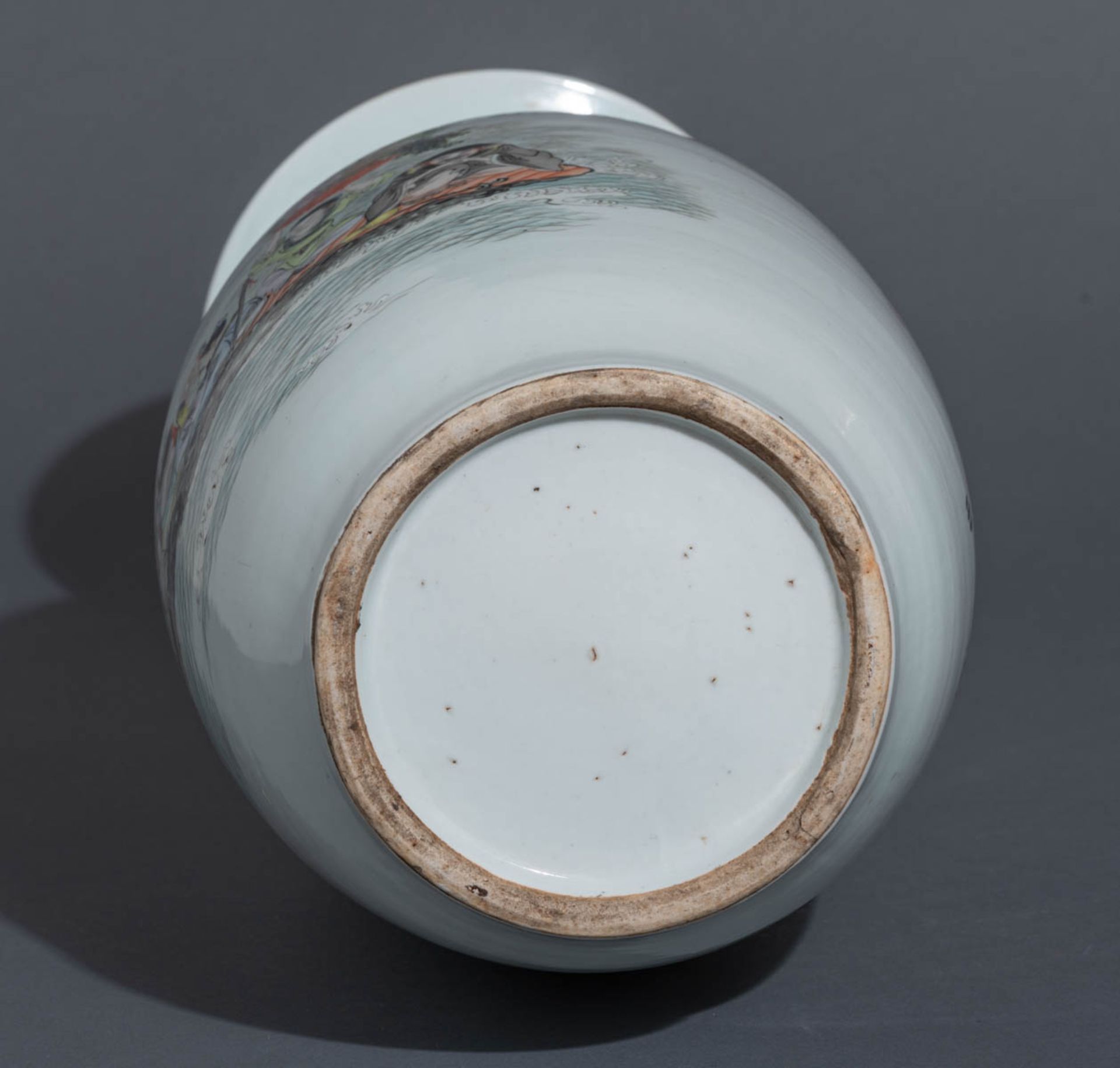 A Chinese polychrome vase - Bild 7 aus 7