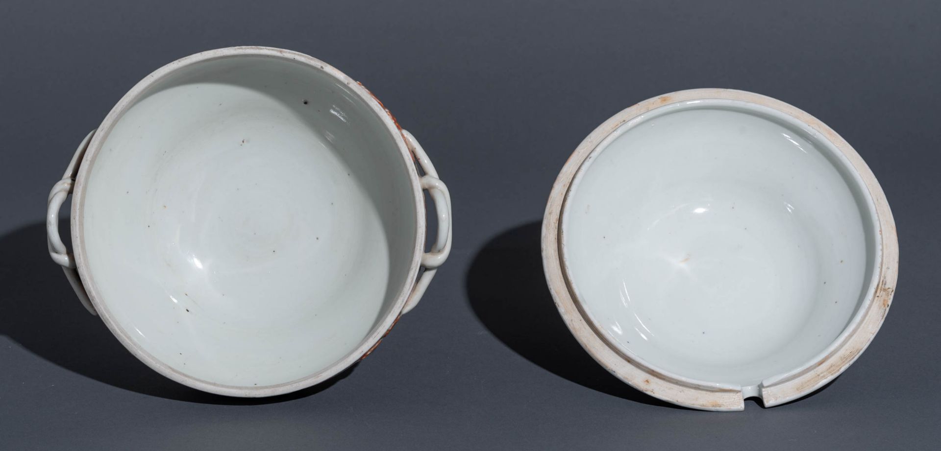 A Japanese Arita Imari assembled dinner service - Image 11 of 194