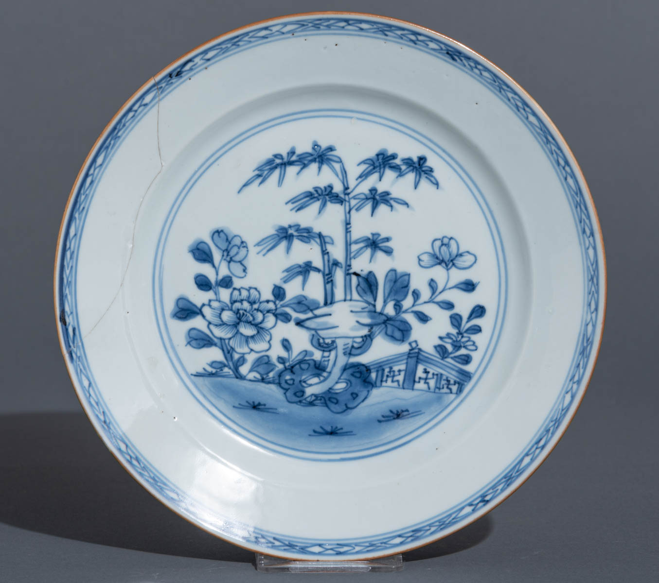 Two Chinese famille rose export porcelain dishes - Image 8 of 44