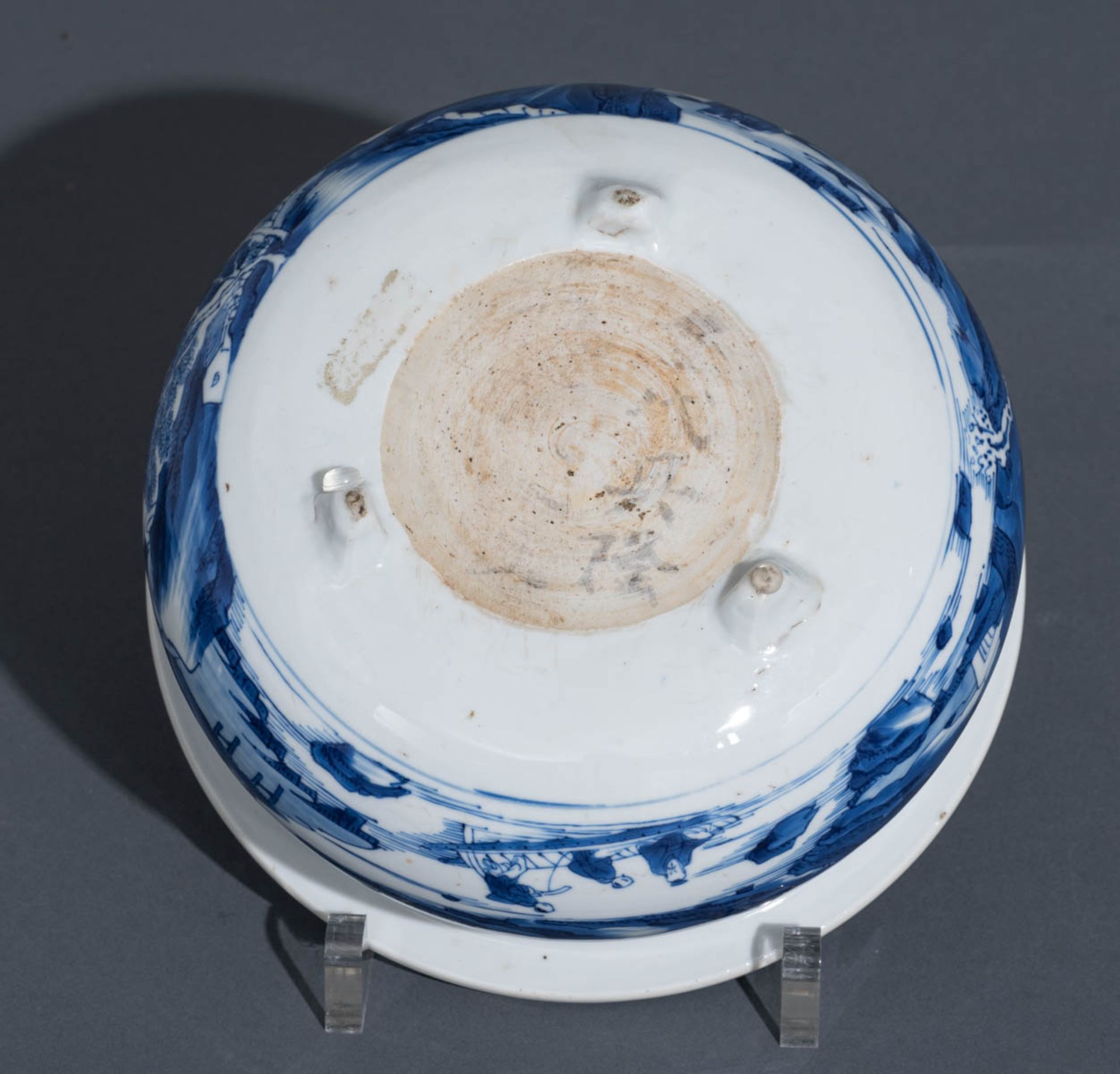 A Chinese blue and white tripod bowl - Bild 8 aus 8