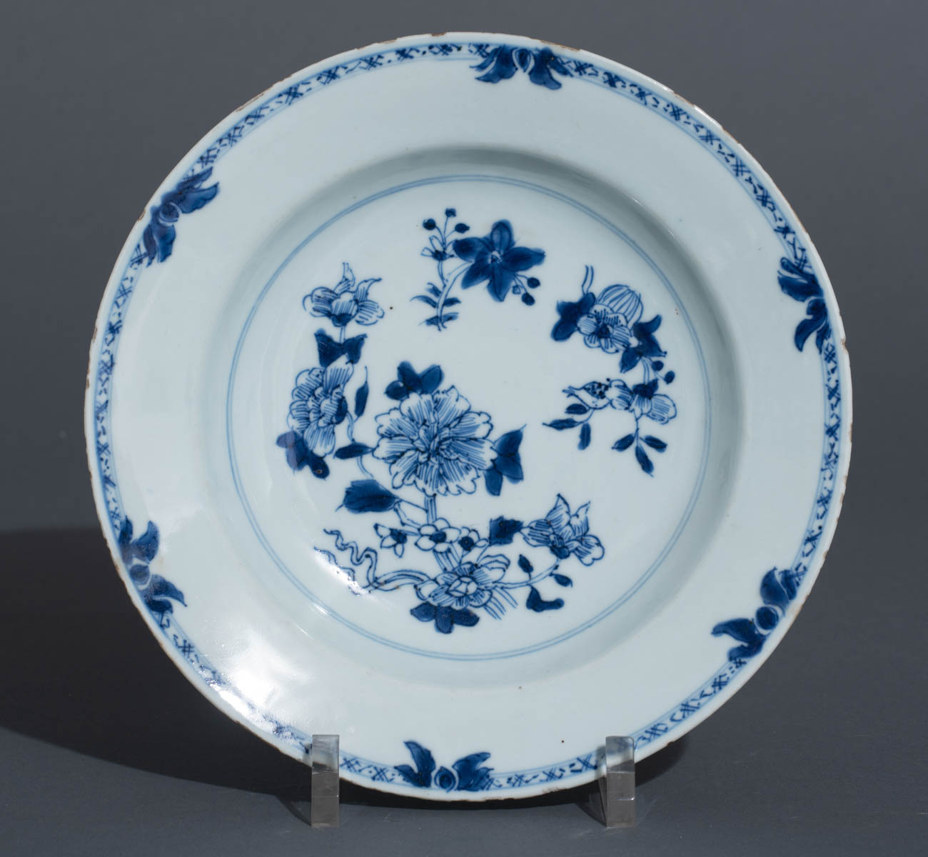 Two Chinese famille rose export porcelain dishes - Image 34 of 44