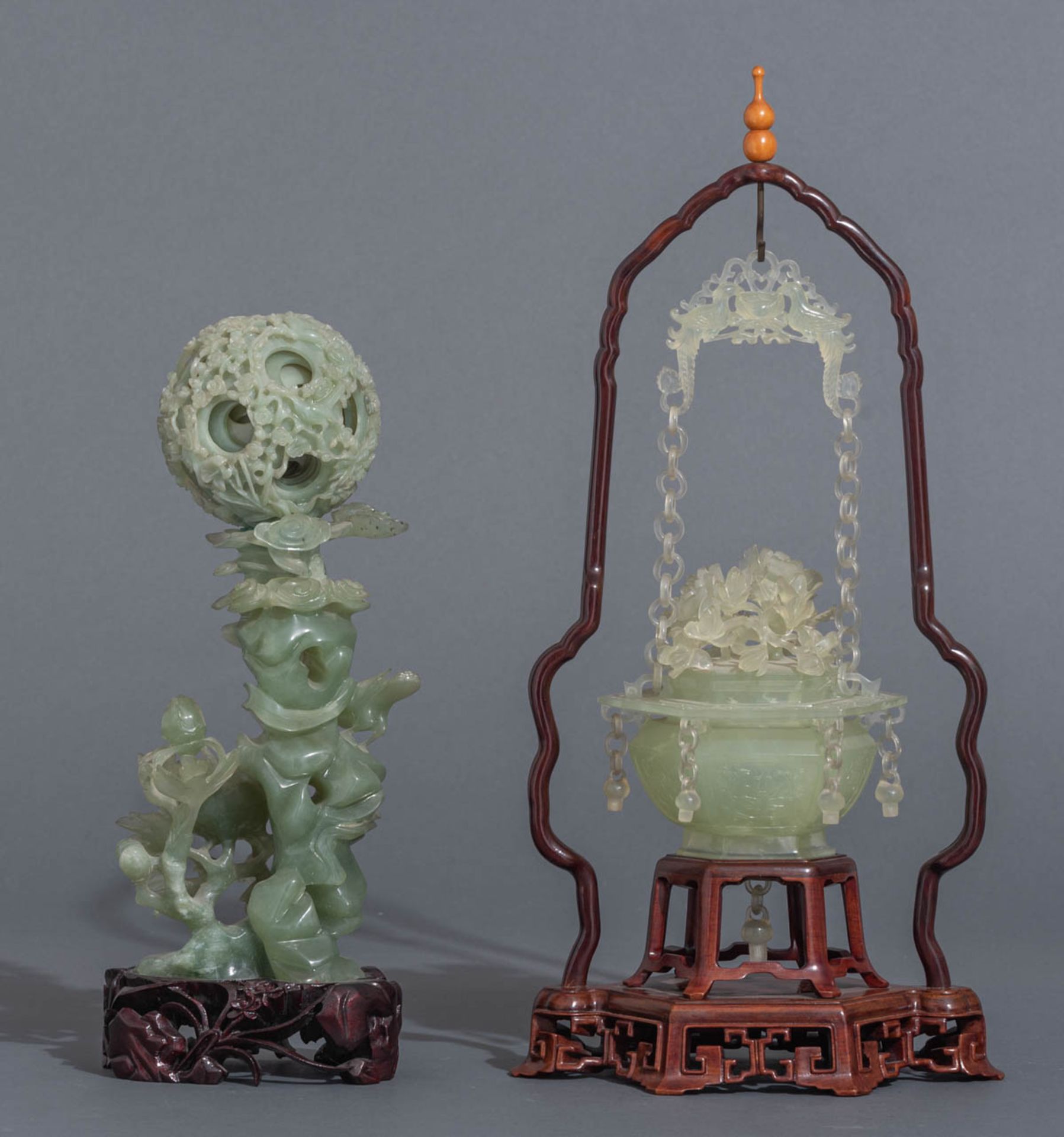 A collection of ten Chinese jade - Bild 12 aus 17