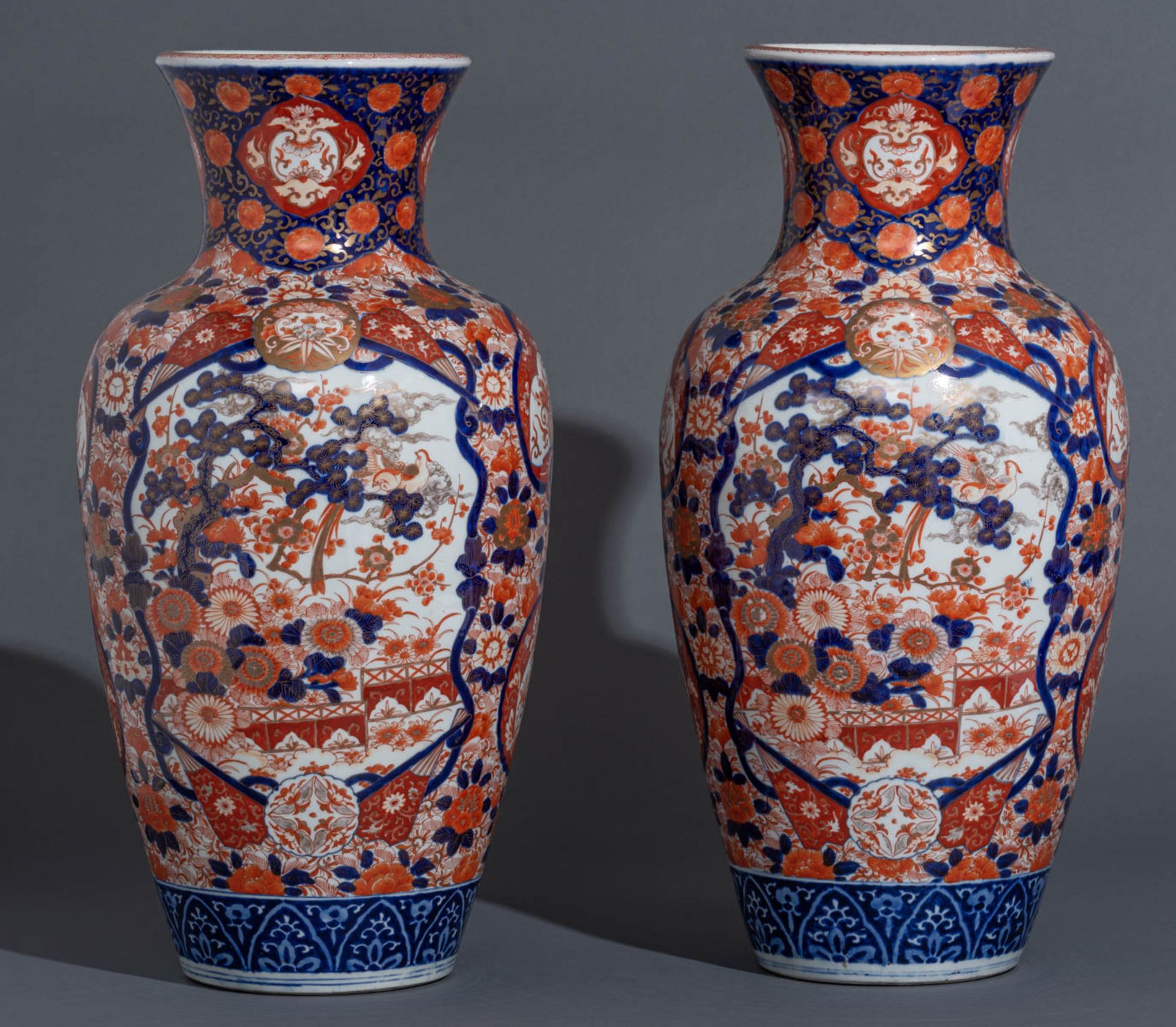 Two Japanese floral decorated Imari vases - Image 2 of 13