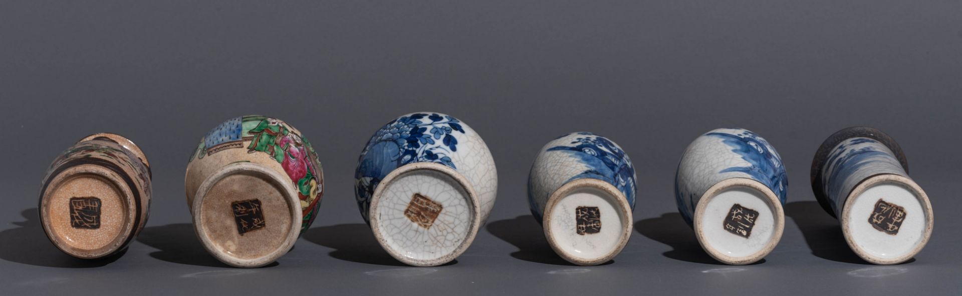 Three Chinese Nanking stoneware vases - Bild 7 aus 20