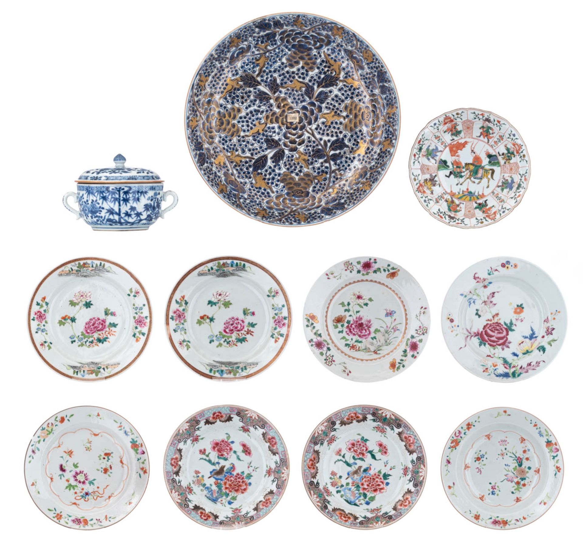 A Chinese blue and white and gilt floral decorated plate and a ditto bowl and cover; added eight dit