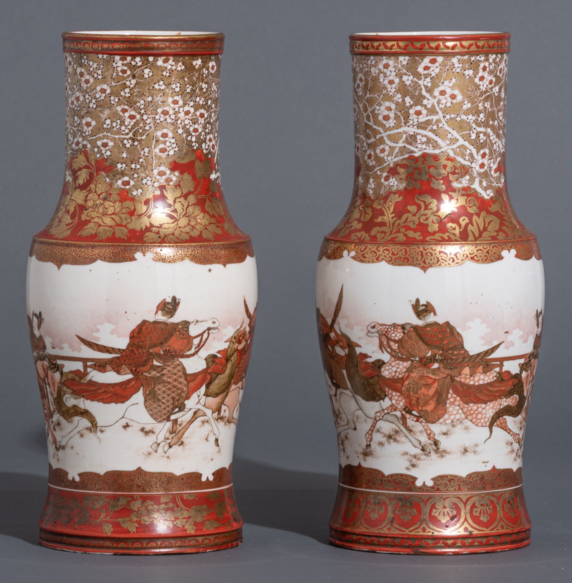 A pair of Japanese Kinrande decorated vases painted all-around with galloping horsemen - Image 13 of 17
