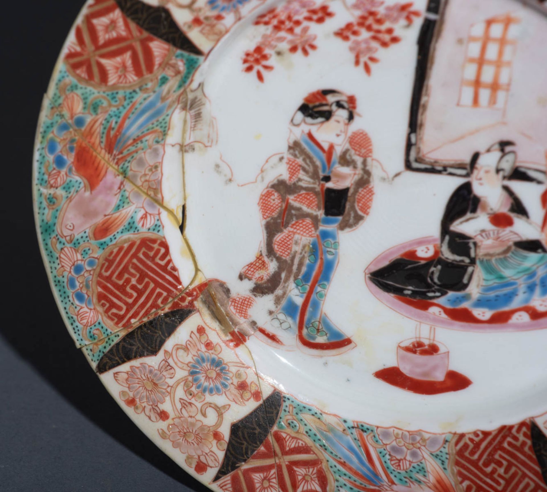 A Japanese Arita Imari assembled dinner service - Image 153 of 194