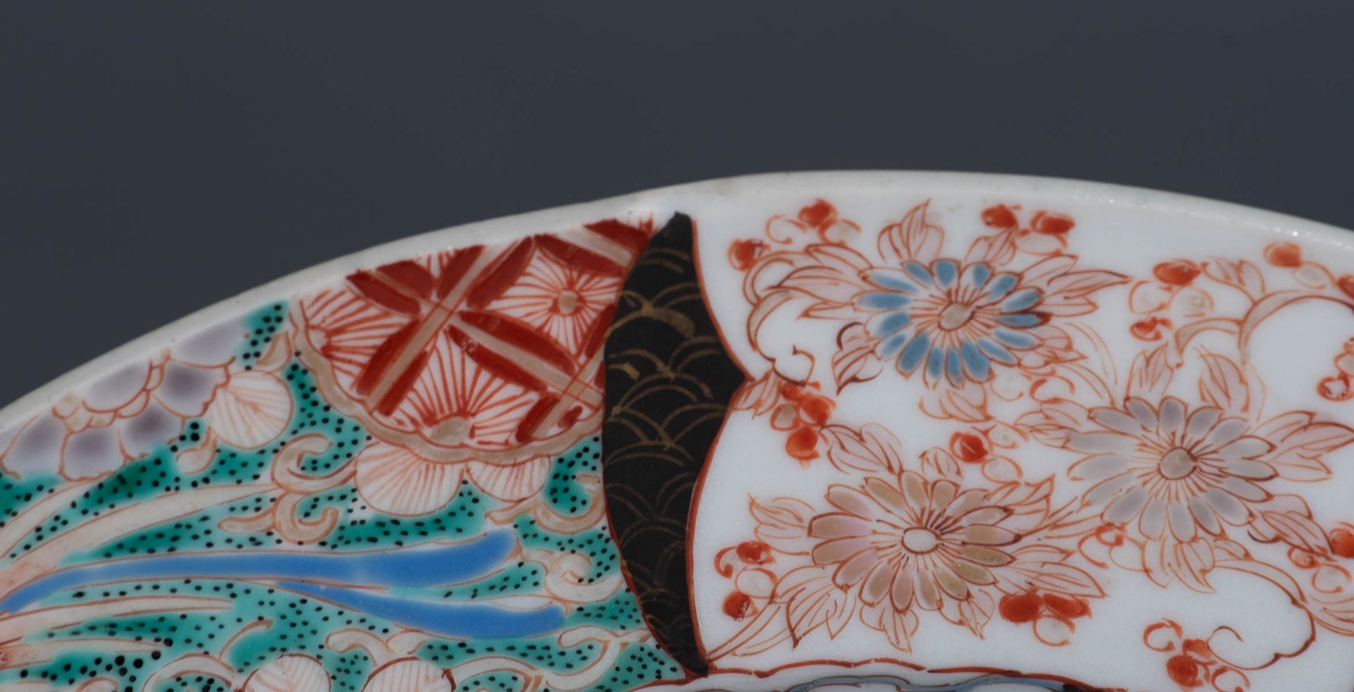 A Japanese Arita Imari assembled dinner service - Image 34 of 194