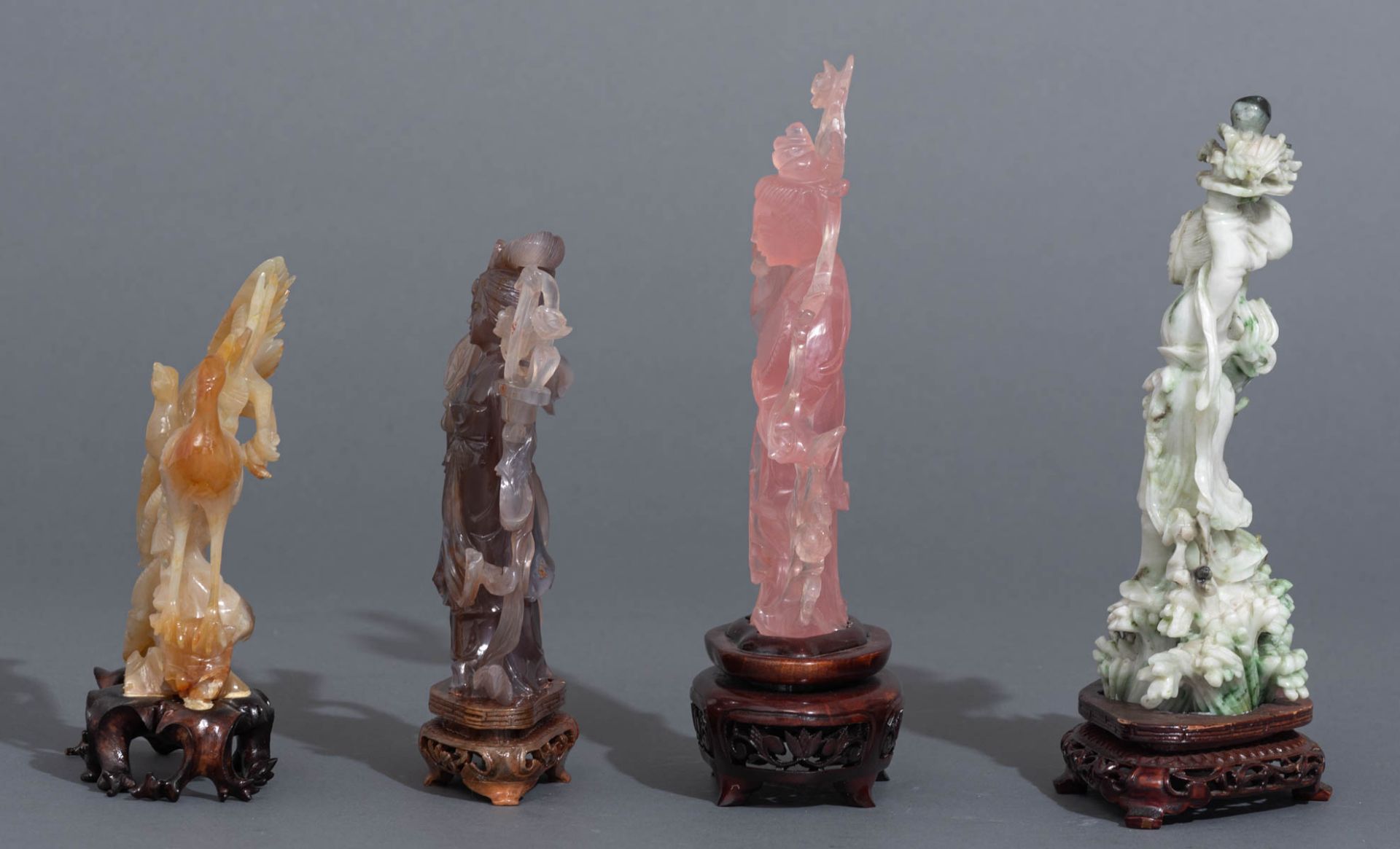 A collection of ten Chinese jade - Bild 3 aus 17