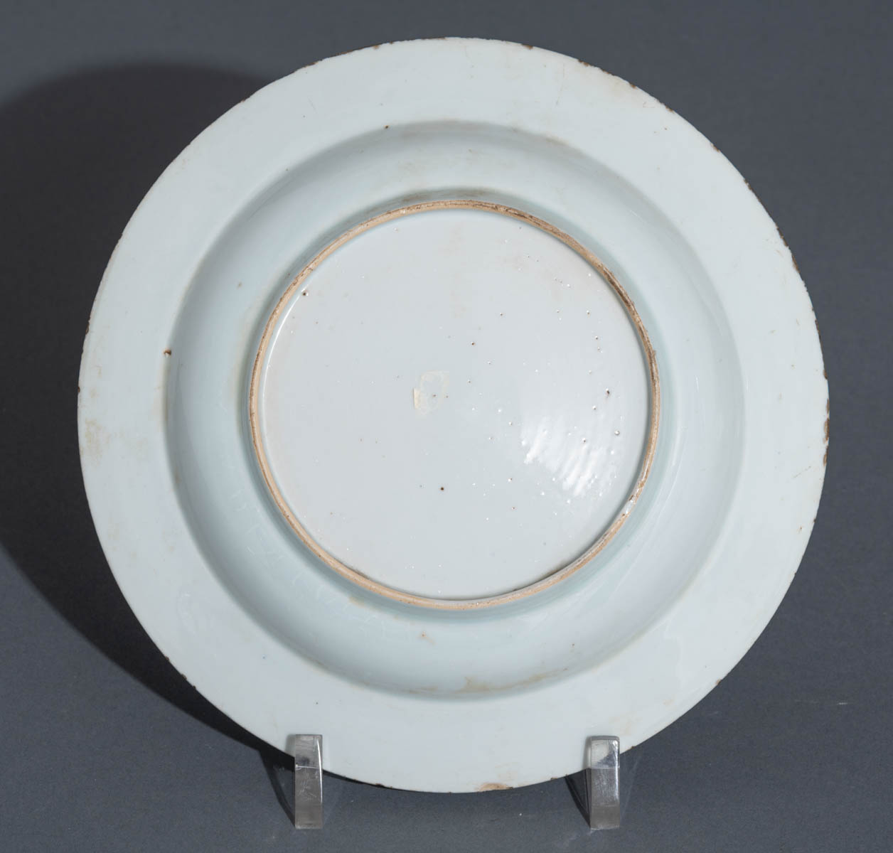 Two Chinese famille rose export porcelain dishes - Image 37 of 44