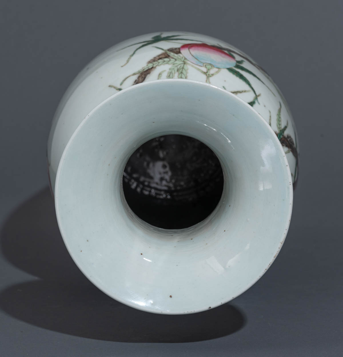 A Chinese famille rose 'Nine Peaches' vase - Image 6 of 8