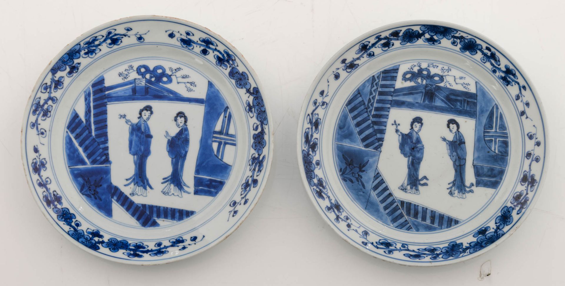 Three Chinese blue and white export porcelain dishes - Image 9 of 9