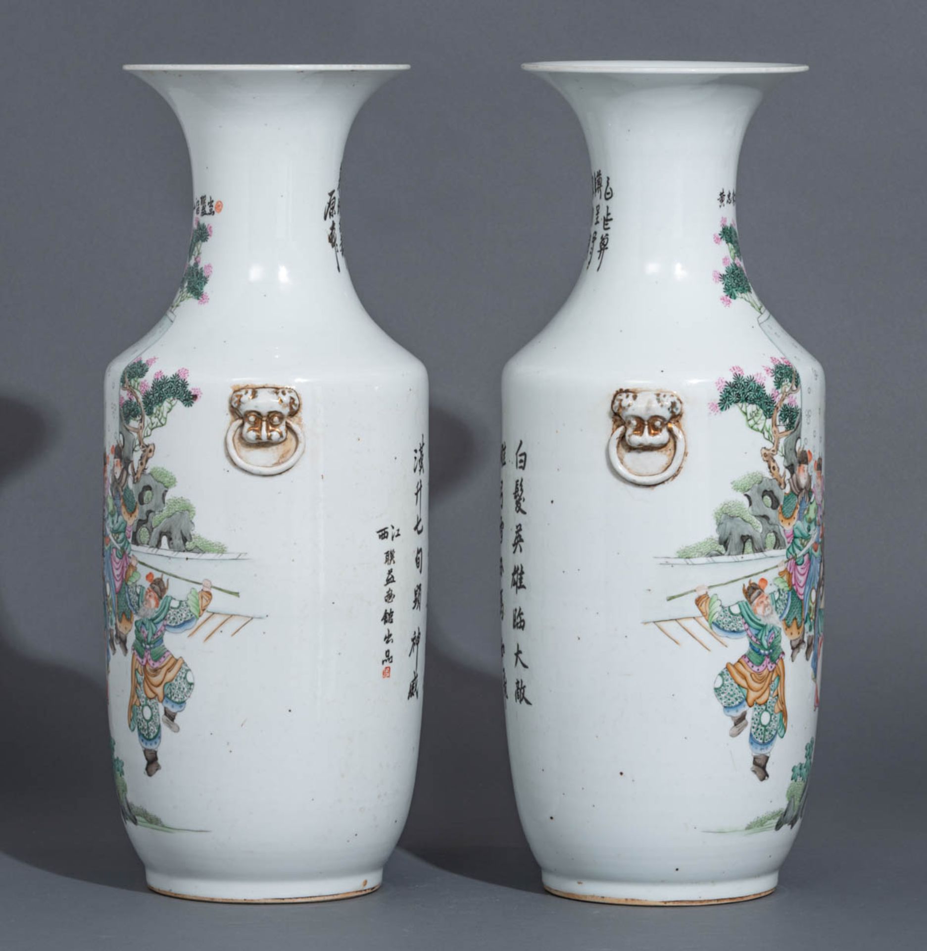 A pair of Chinese Qianjiang cai vases - Bild 5 aus 7