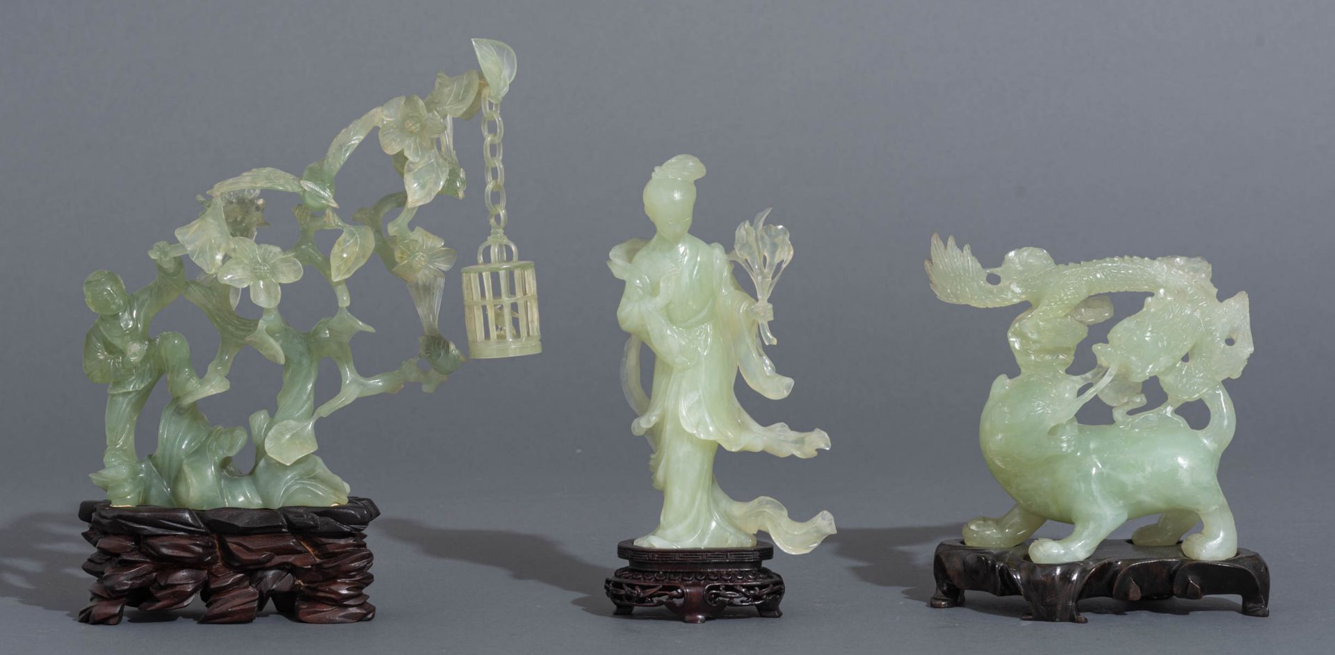 A collection of ten Chinese jade - Bild 6 aus 17