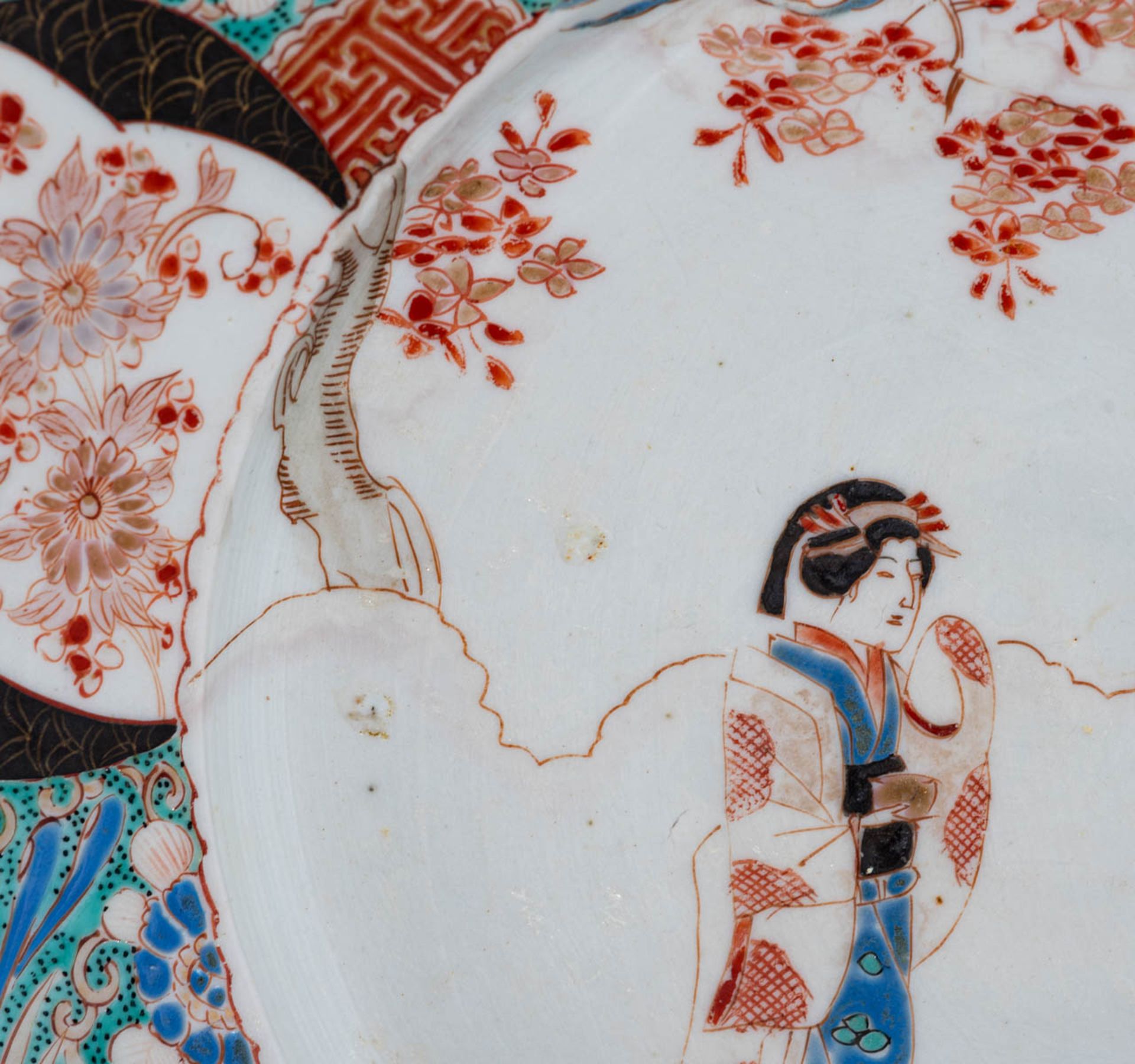 A Japanese Arita Imari assembled dinner service - Image 45 of 194