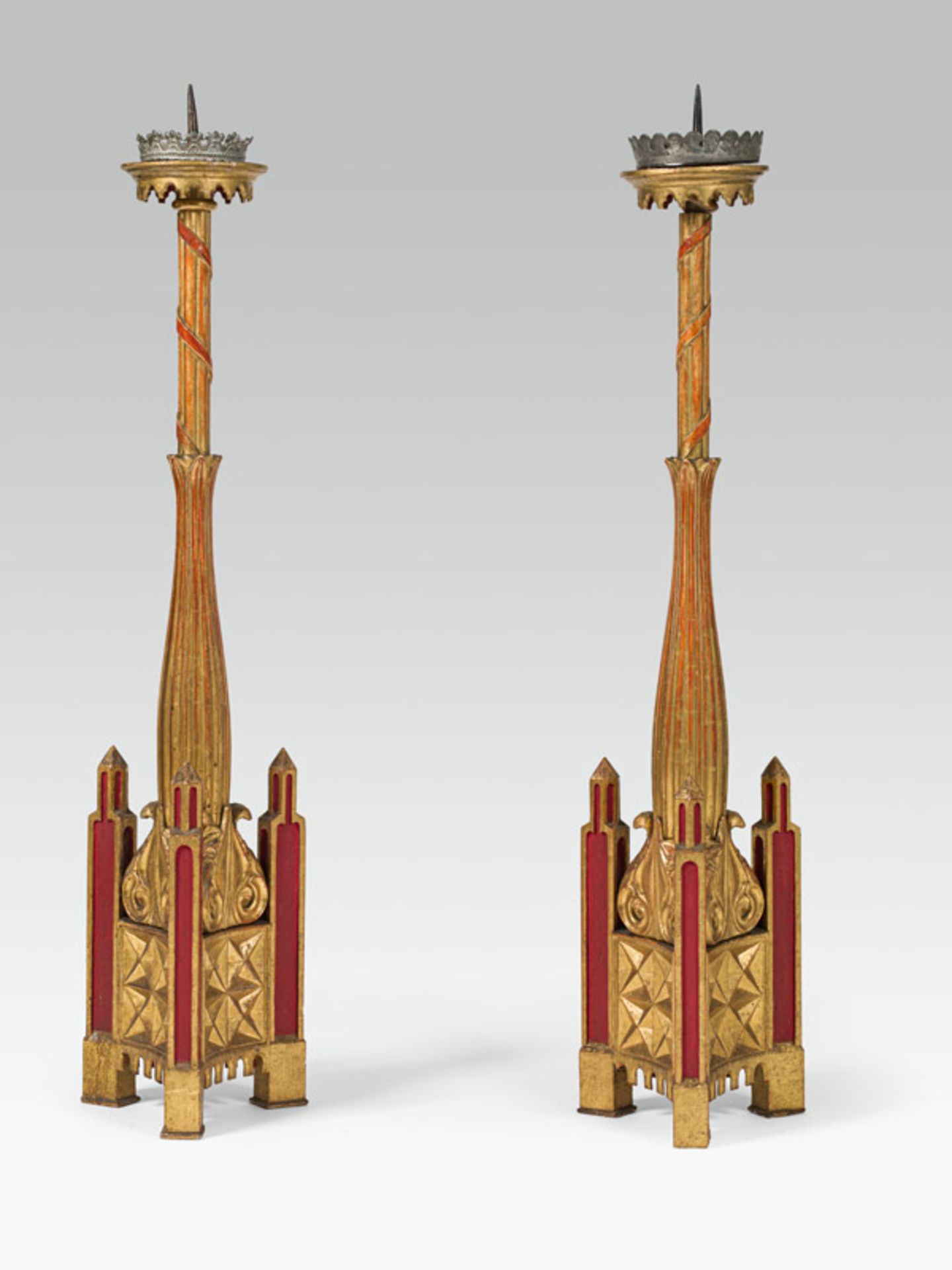 Paar Altarleuchter im Stil der Laxenburger Gotik, Österreich, um 1800