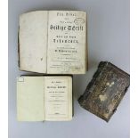 Drei Bücher Sakrale Literatur: Die Bibel, Stuttgart 1821, LEinband; wohl Cithara Sanctorum. Pjsne