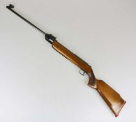 Luftgewehr Diana Modell 35, Kal. 4.5 mm, Buchenschaft mit Schulterstützenschutz, Brünierung nahezu