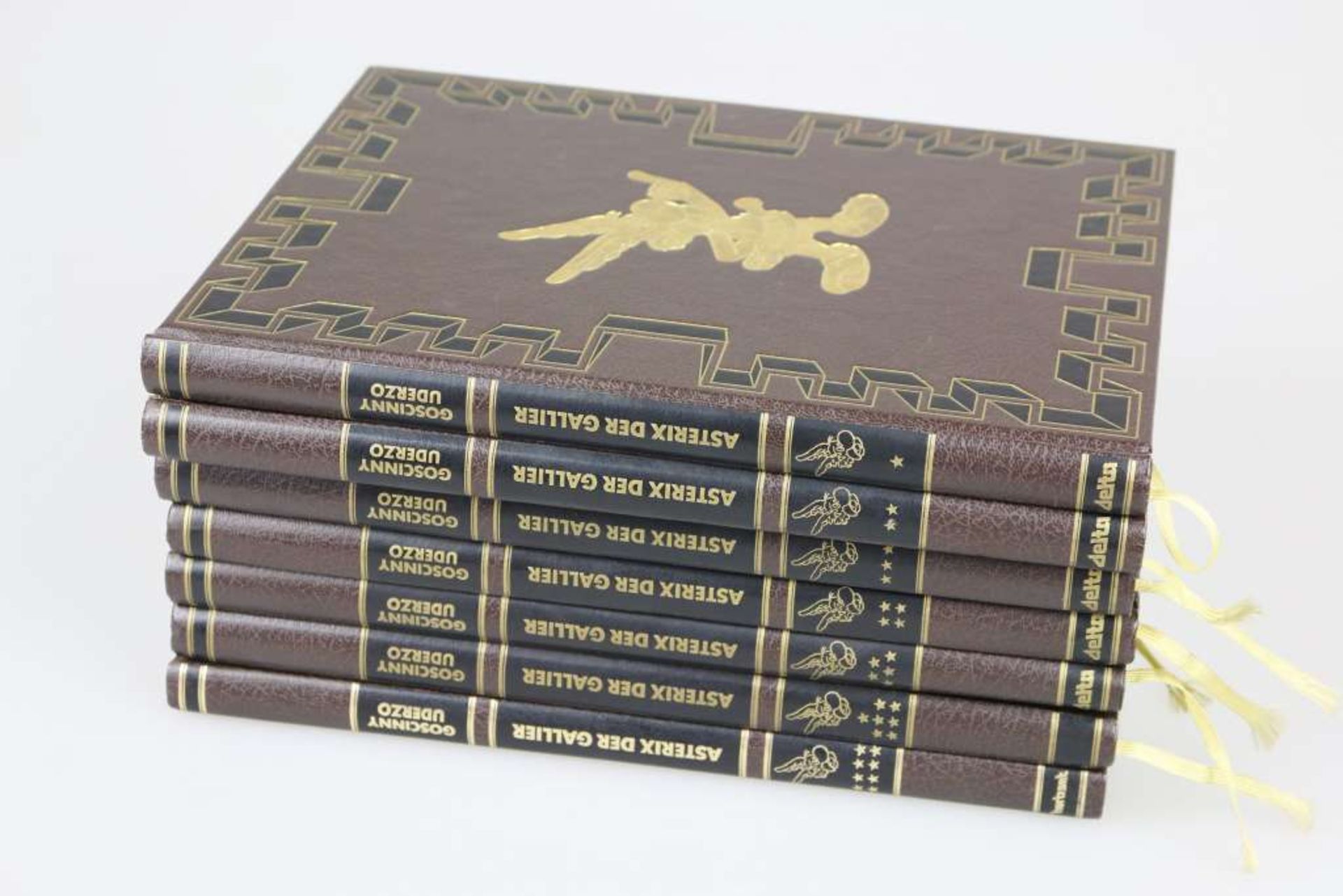 Asterix der Gallier, 7 Kunstledereinbände, Buch 1, 2, 3, 4, 5, 7 und 8, Delta und Horizont Verlag, - Image 2 of 3