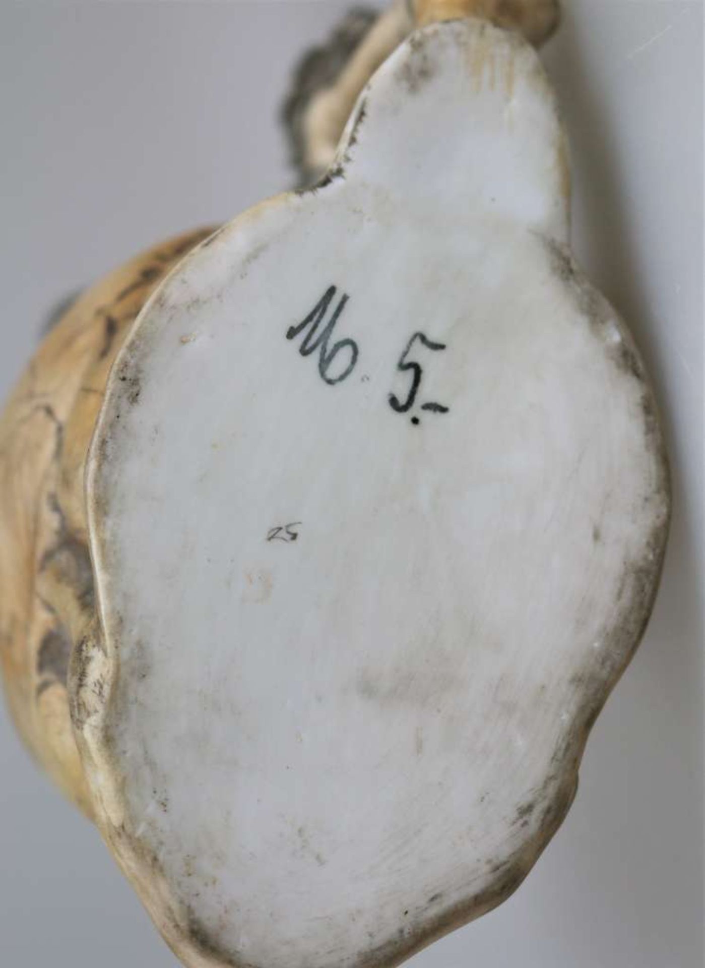 Studentika, Totenkopf-Humpen, Deckelkrug, wohl Porzellan mit Zinnmontur in Form eines Totenschädels, - Bild 5 aus 5