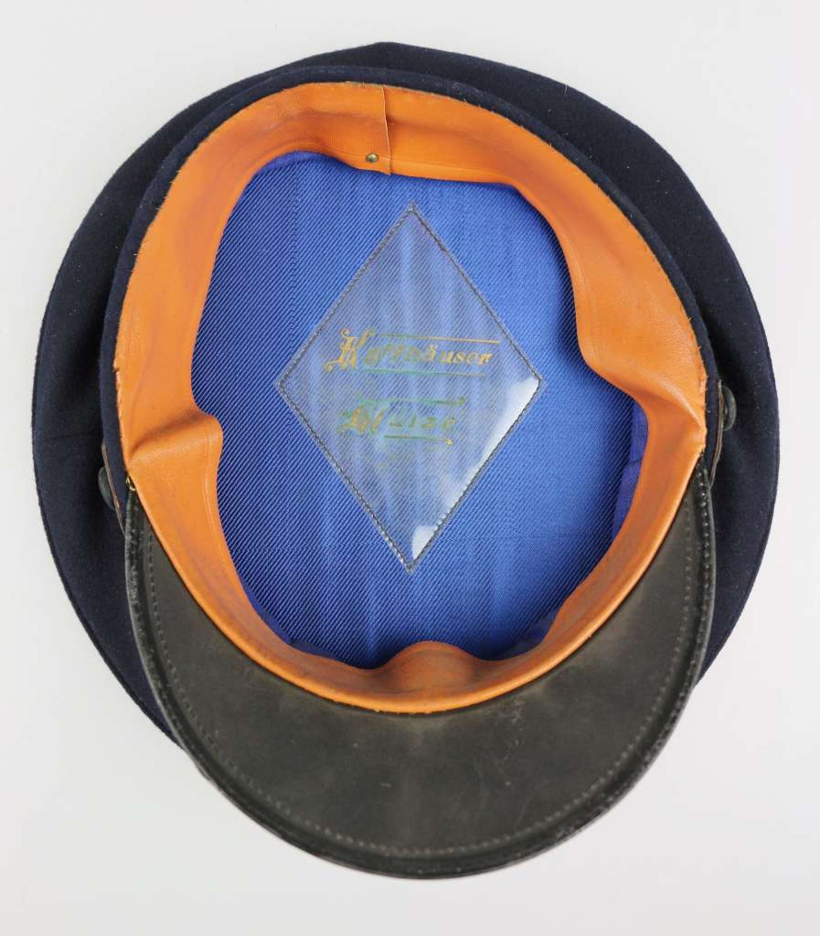 Schirmmütze des Kyffhäuserbundes, blauschwarzer Wollfilz, Hutband aus Kunstseidenrips mit - Bild 3 aus 3