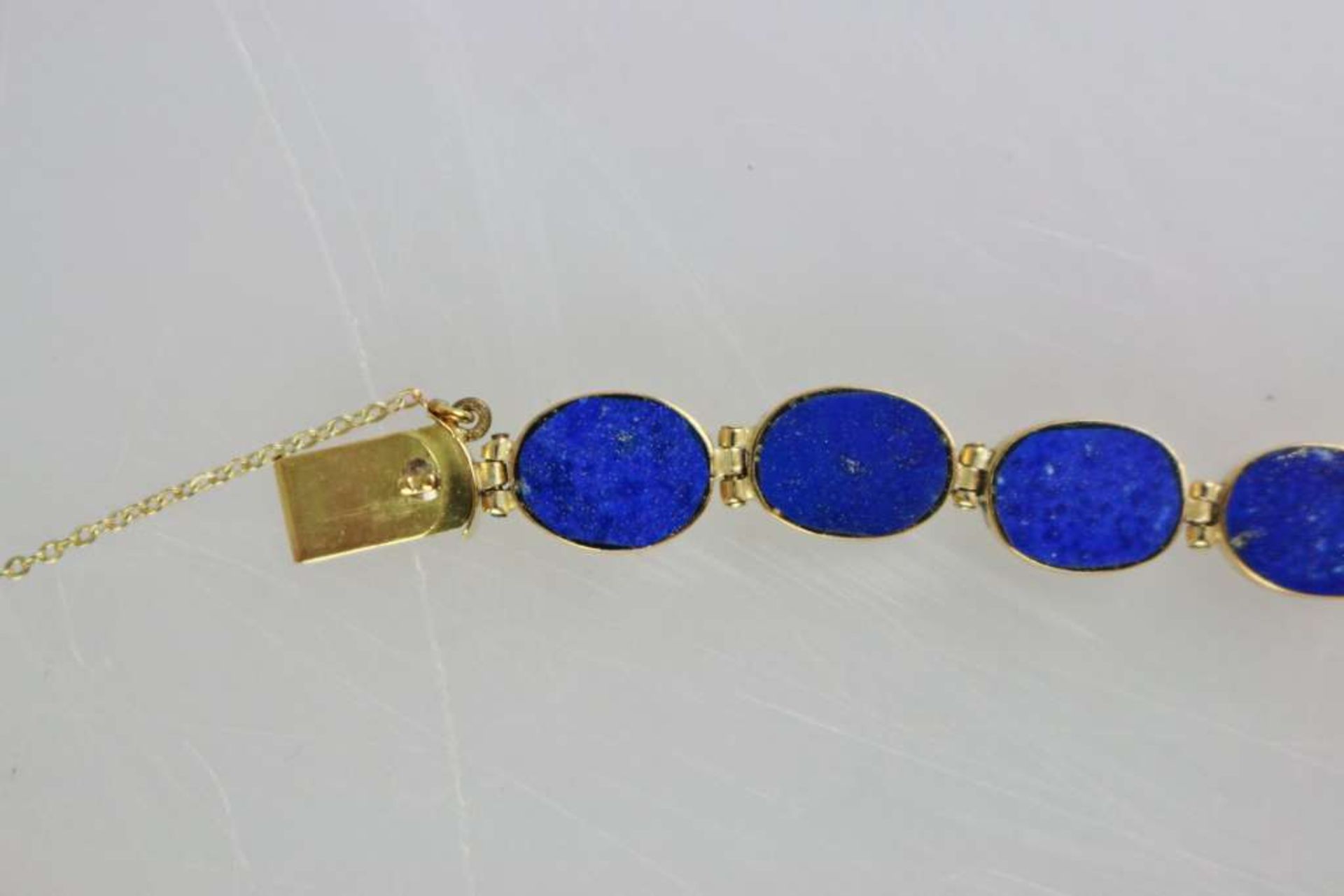 Schmuckset, bestehend aus Halskette, Armband und einem Paar Ohrstecker, 18 K Gelbgold mit - Bild 3 aus 4