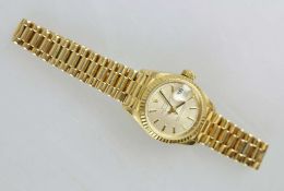 Rolex, Oyster Perpetual Datejust, Automatik Damenuhr 750er GG mit Präsidentenband und verdeckter