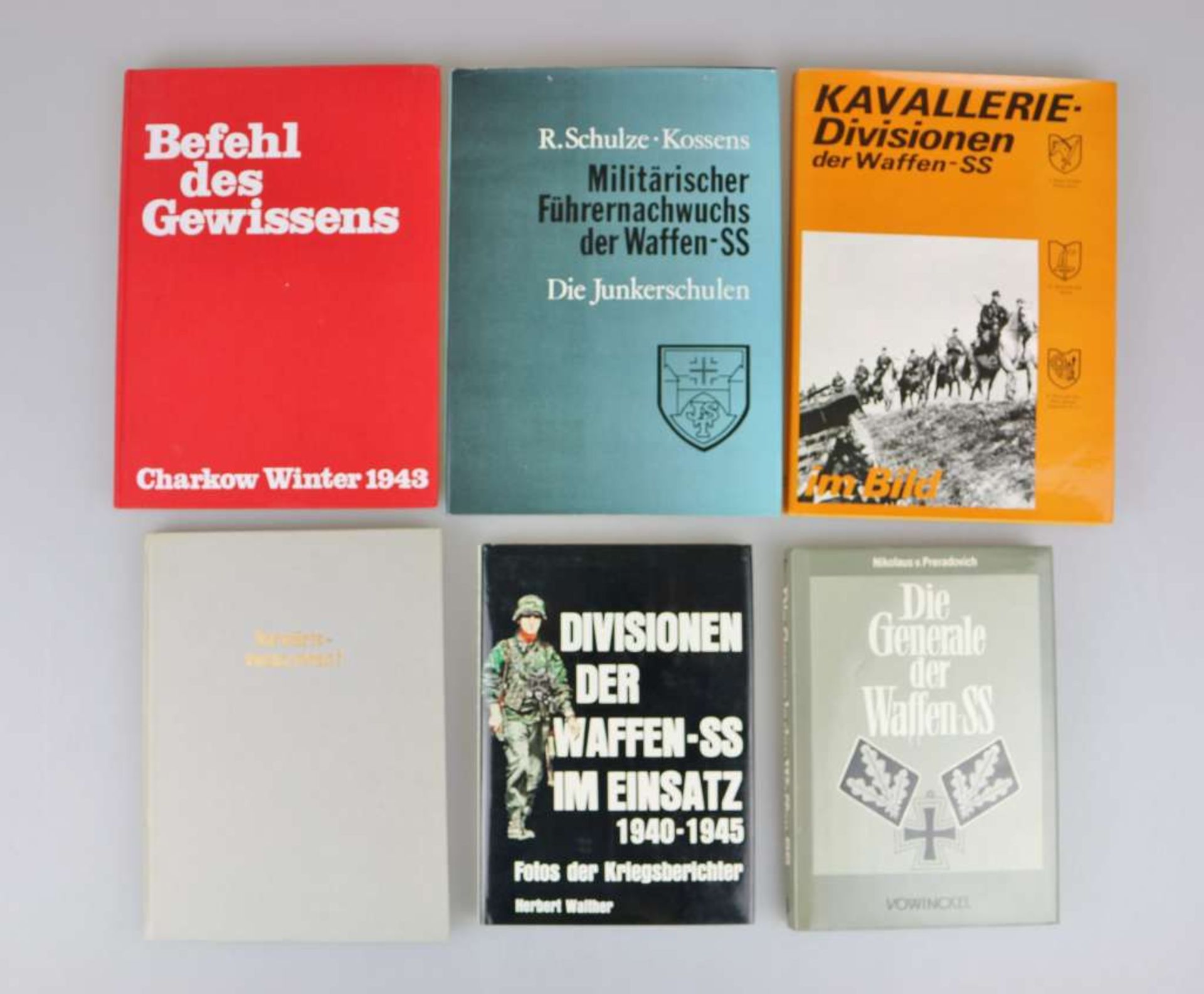 Konvolut 6 Fachbücher über die Waffen SS: Die Generale der Waffen-SS; Die Junkerschulen: