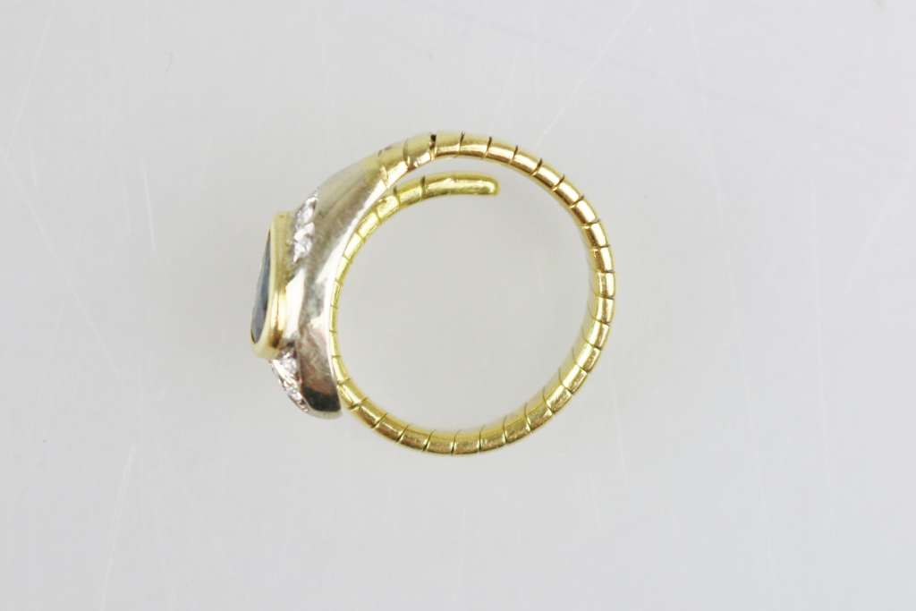 Ring in Schlangenform, 750er Gelbgold, offene Ringschiene, im Kopf der Schlange tropfenförmiger - Image 3 of 3