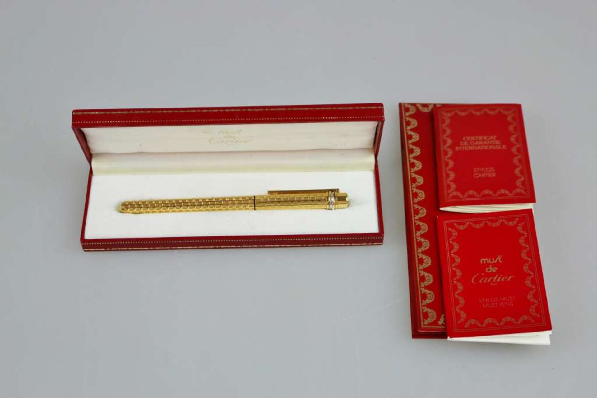 Must de Cartier, vergoldeter Füller, 1992, Stylos Must aus der Trinity Serie, 750er Gelbgoldfeder,