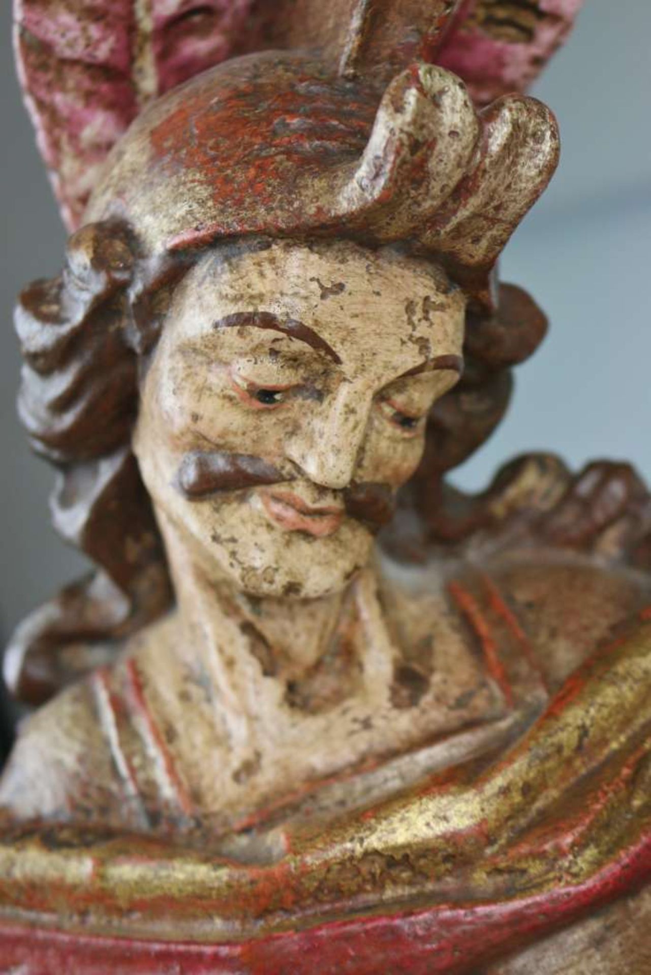 Heiliger Florian, Holz, geschnitzt, alpenländisch, 19. Jh., Rückseite geflacht, Farbfassung. - Bild 3 aus 5