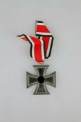 Eisernes Kreuz 1939, Kreuz 2. Klasse in Übergröße, s.g. "Ritterkreuzgröße", 47 mm, versilberte